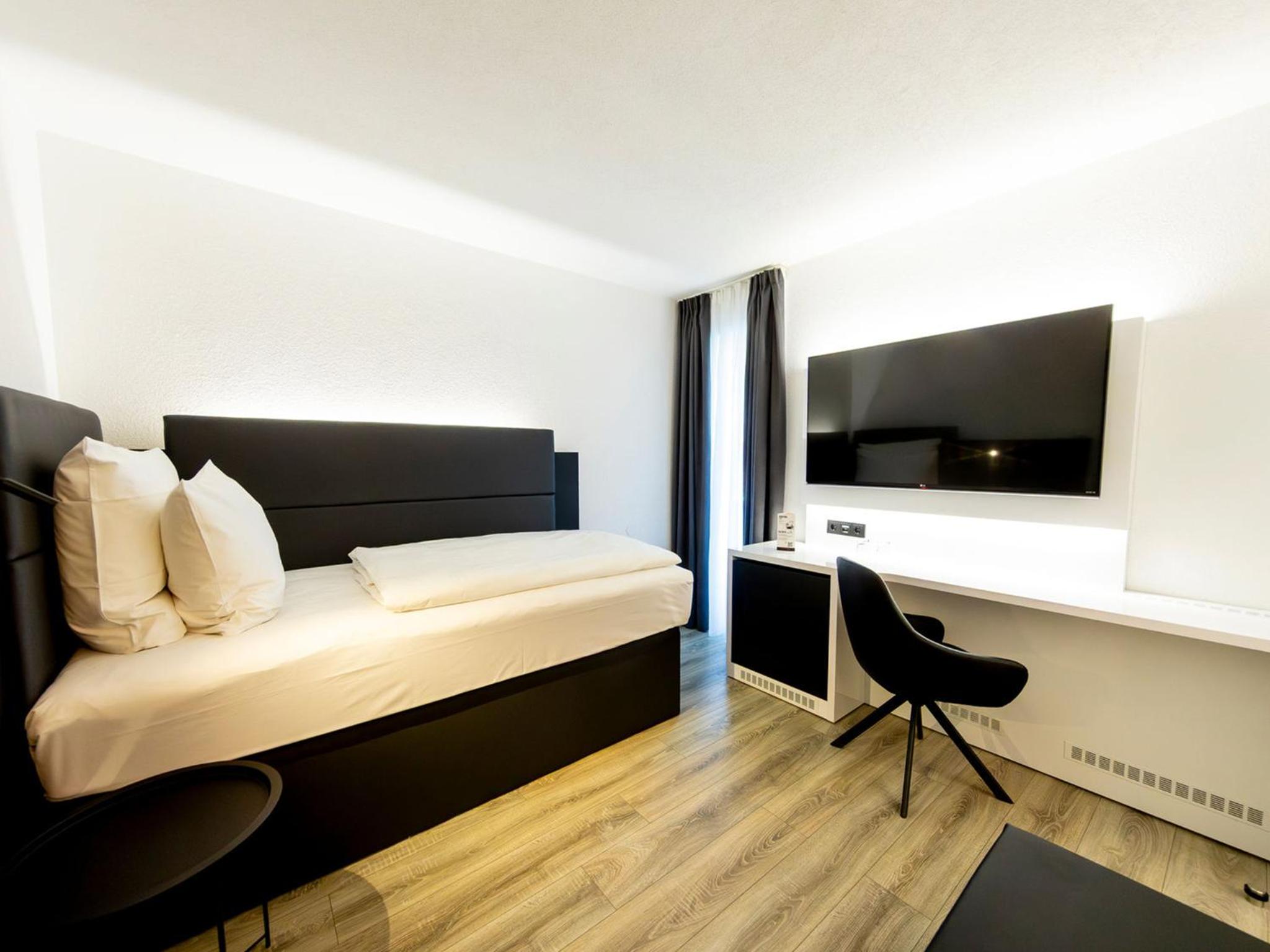 Economy Single Room