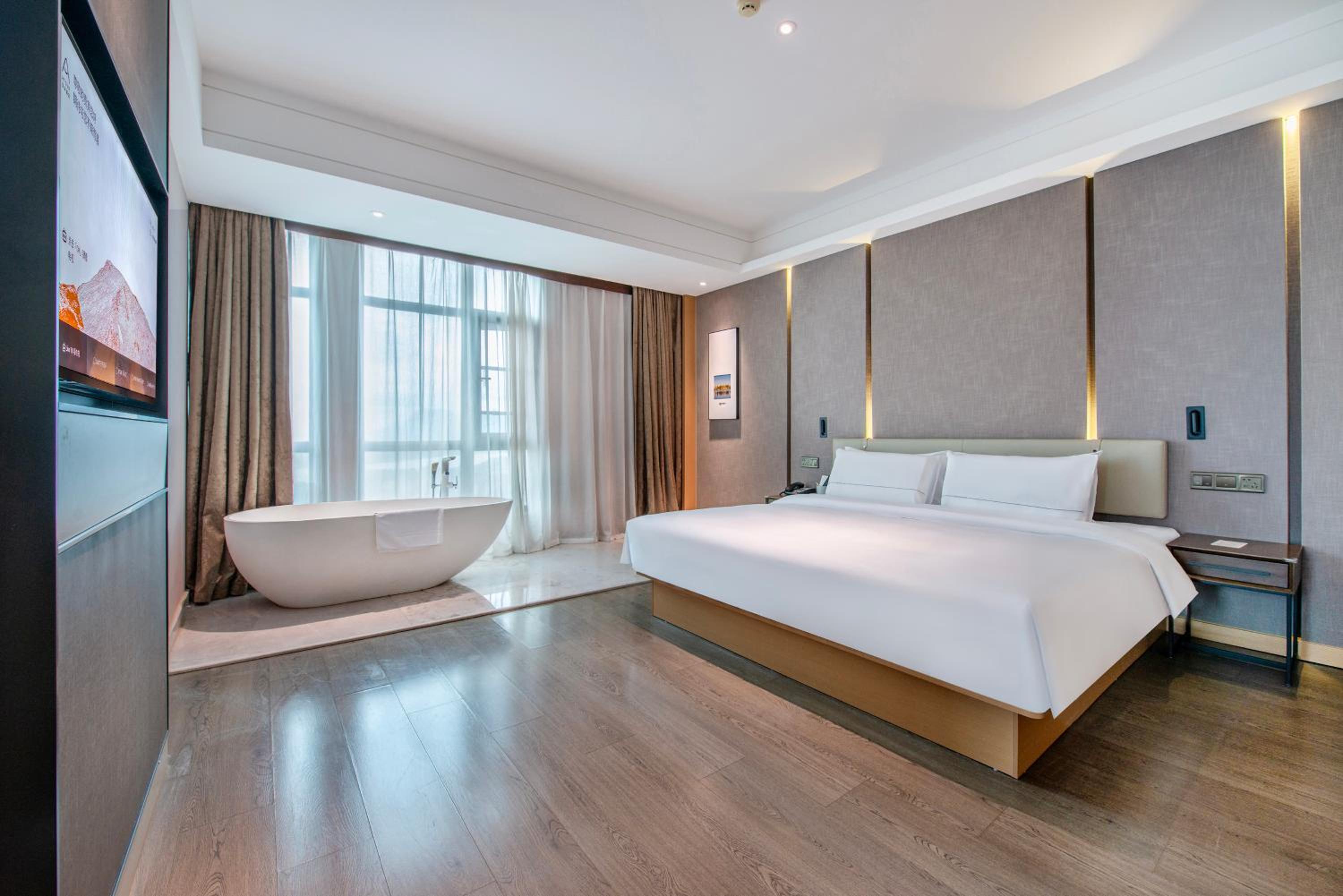 Executive Suite photo 2