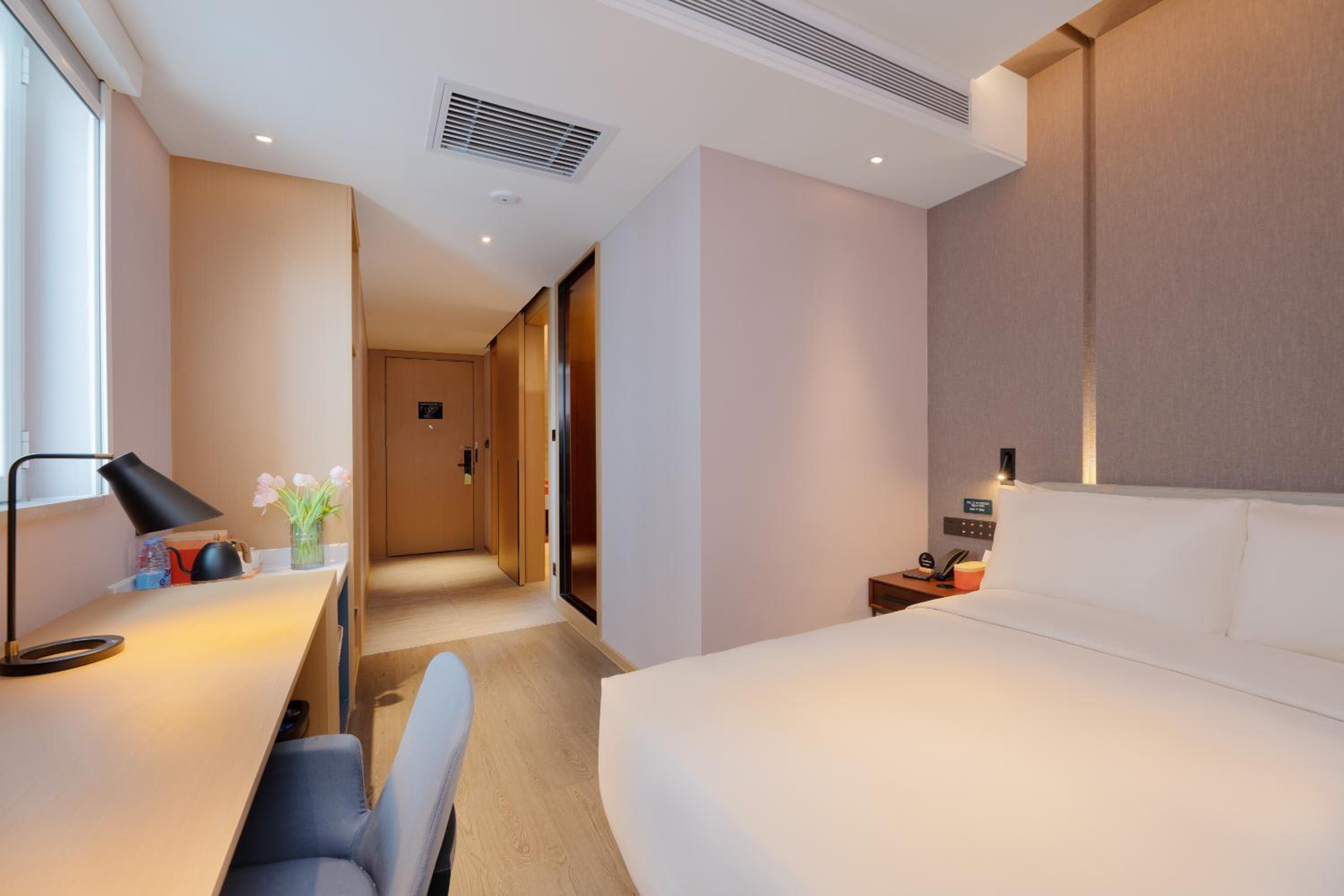 Elegant Double Room photo 1