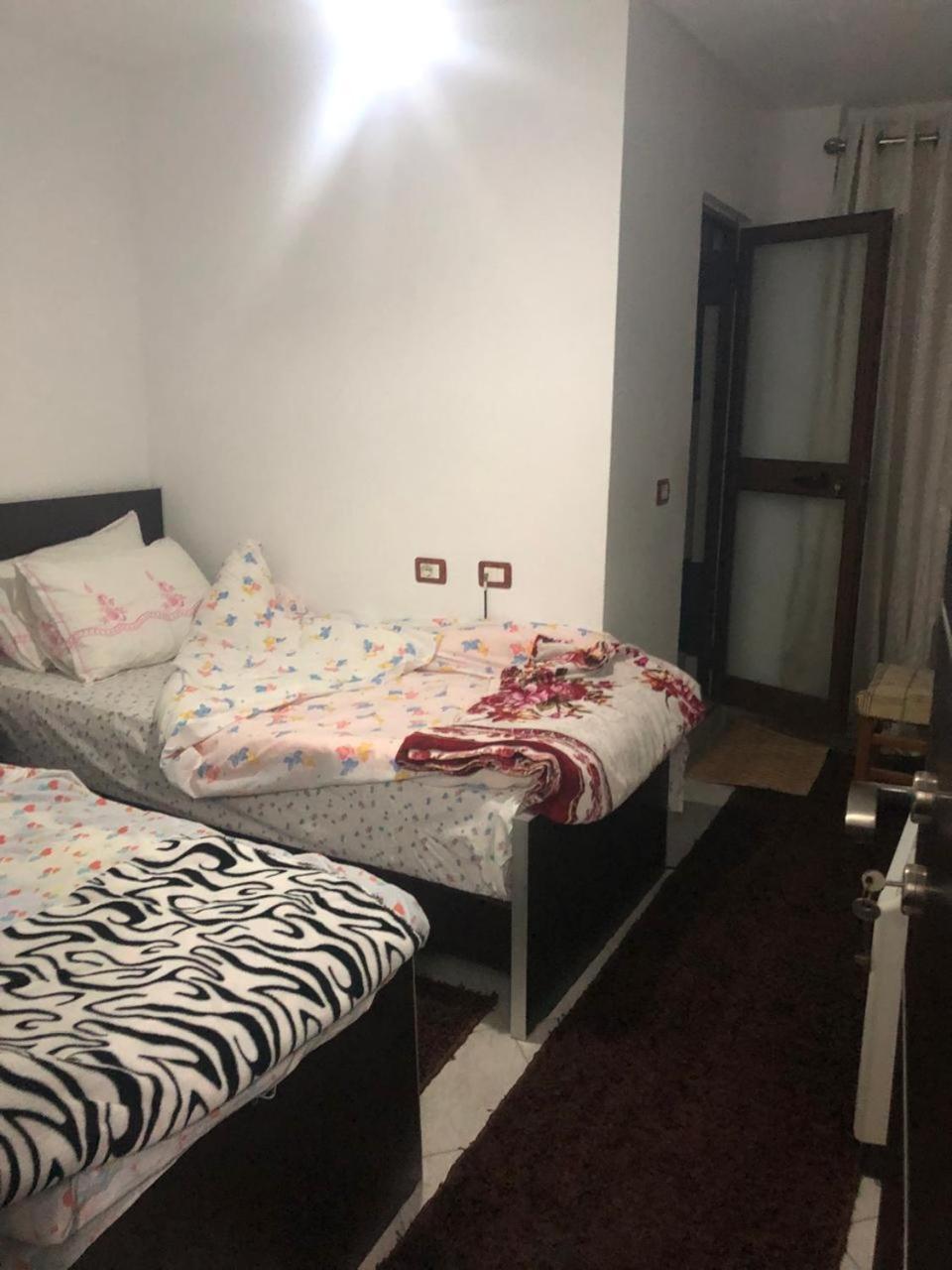 Economy Twin Room photo 2