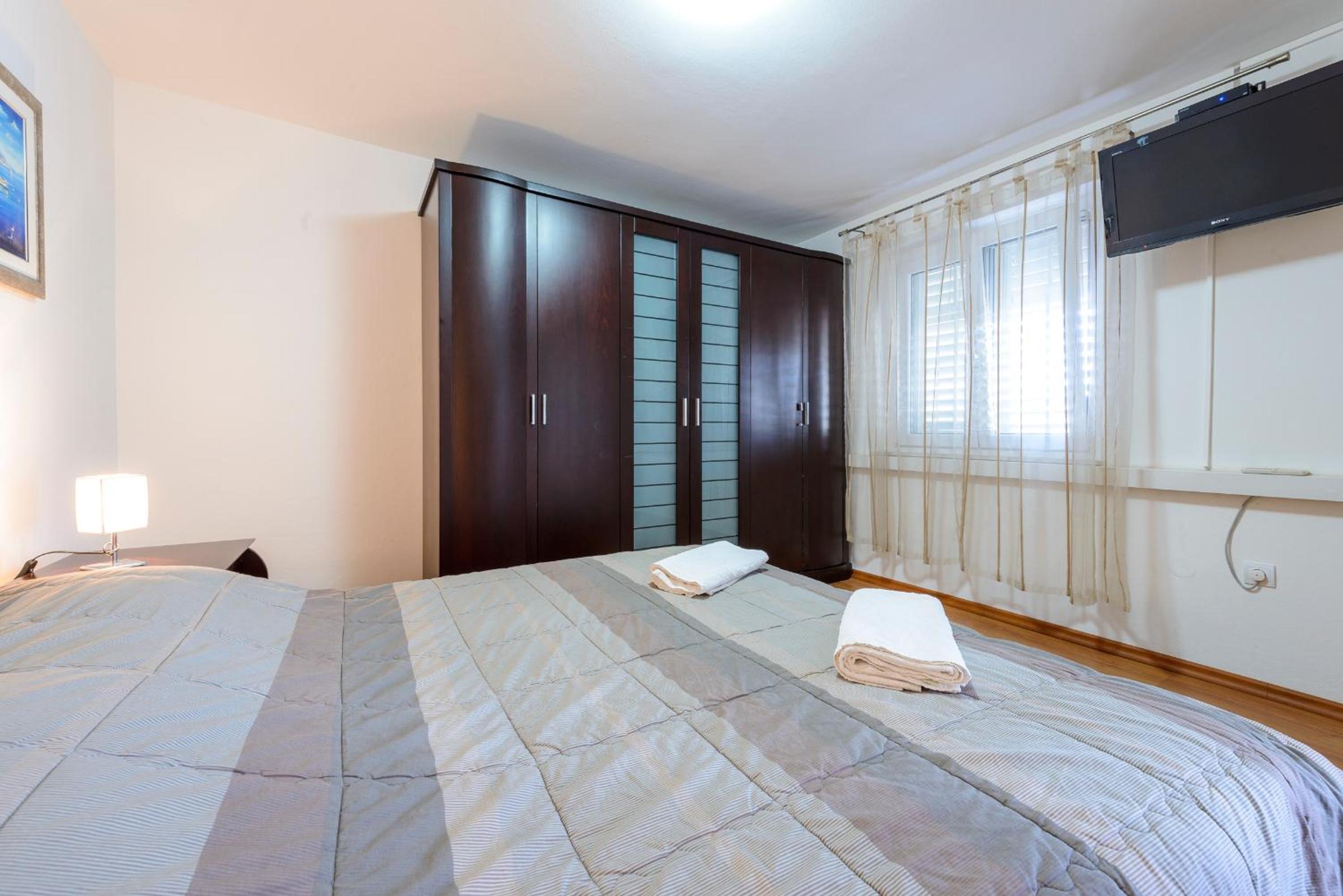 Two-Bedroom Apartment with Terrace and Sea View
