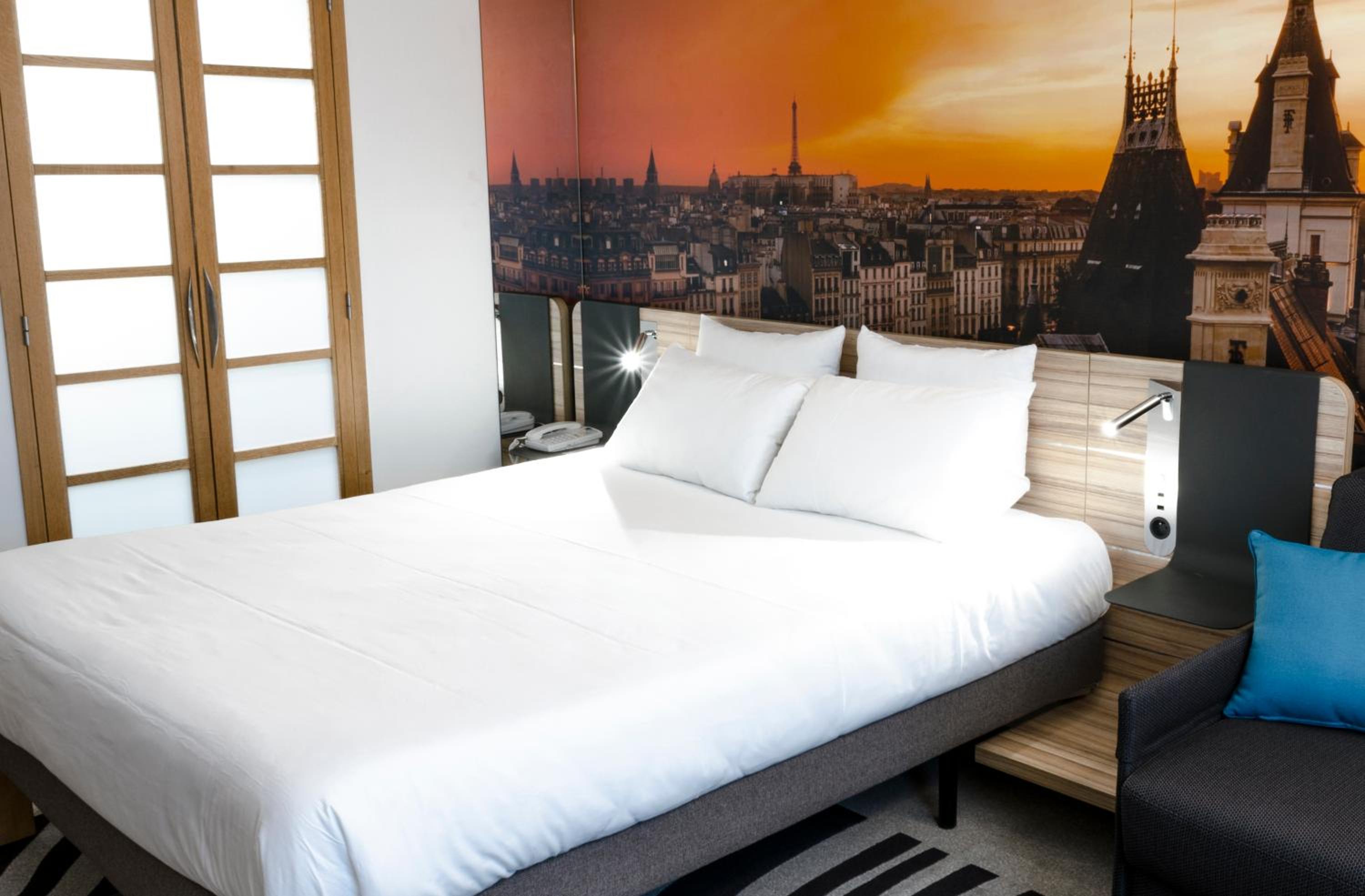 Superior Queen Room with Sofa Bed, 1 place