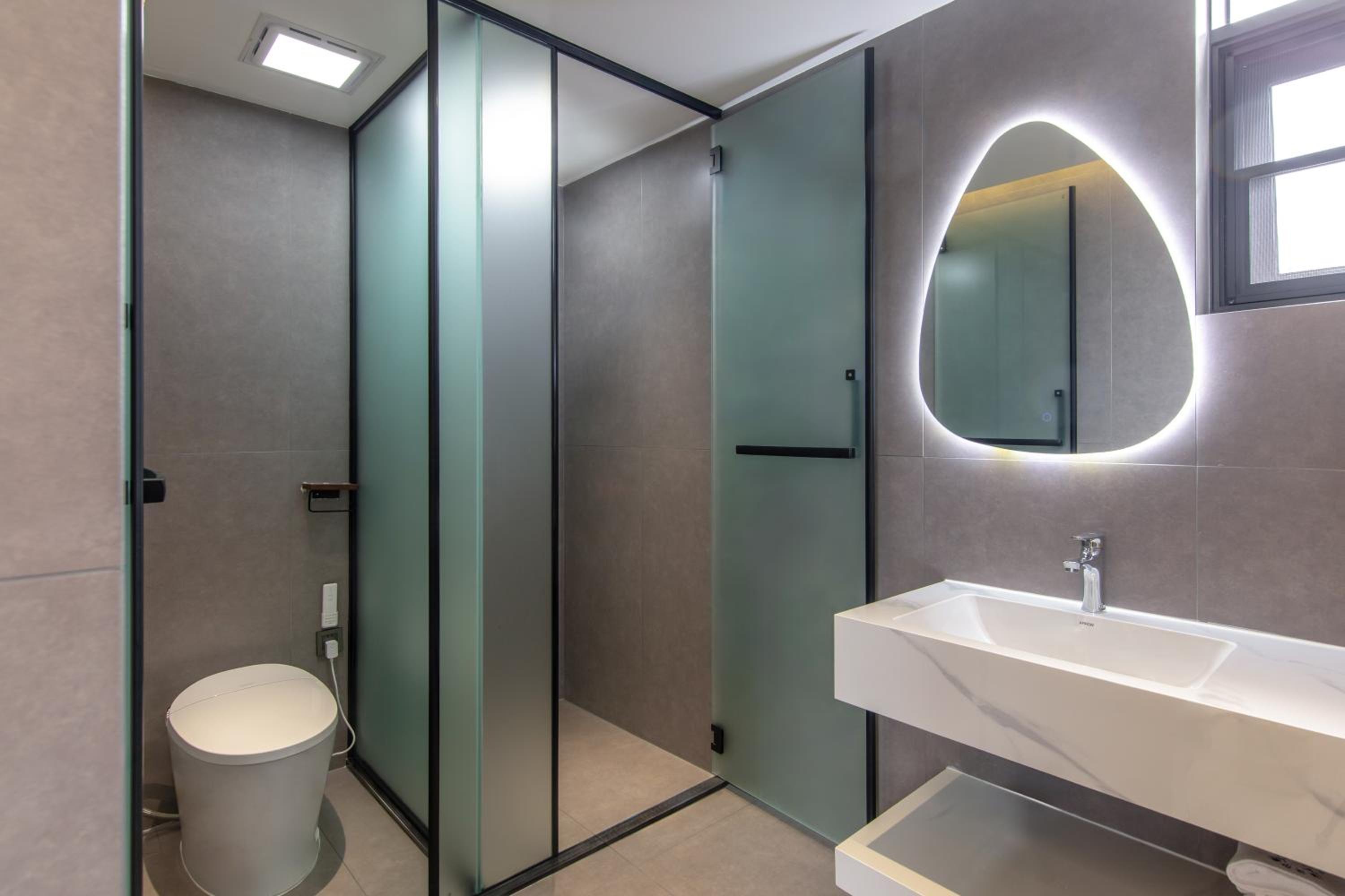 Queen Suite