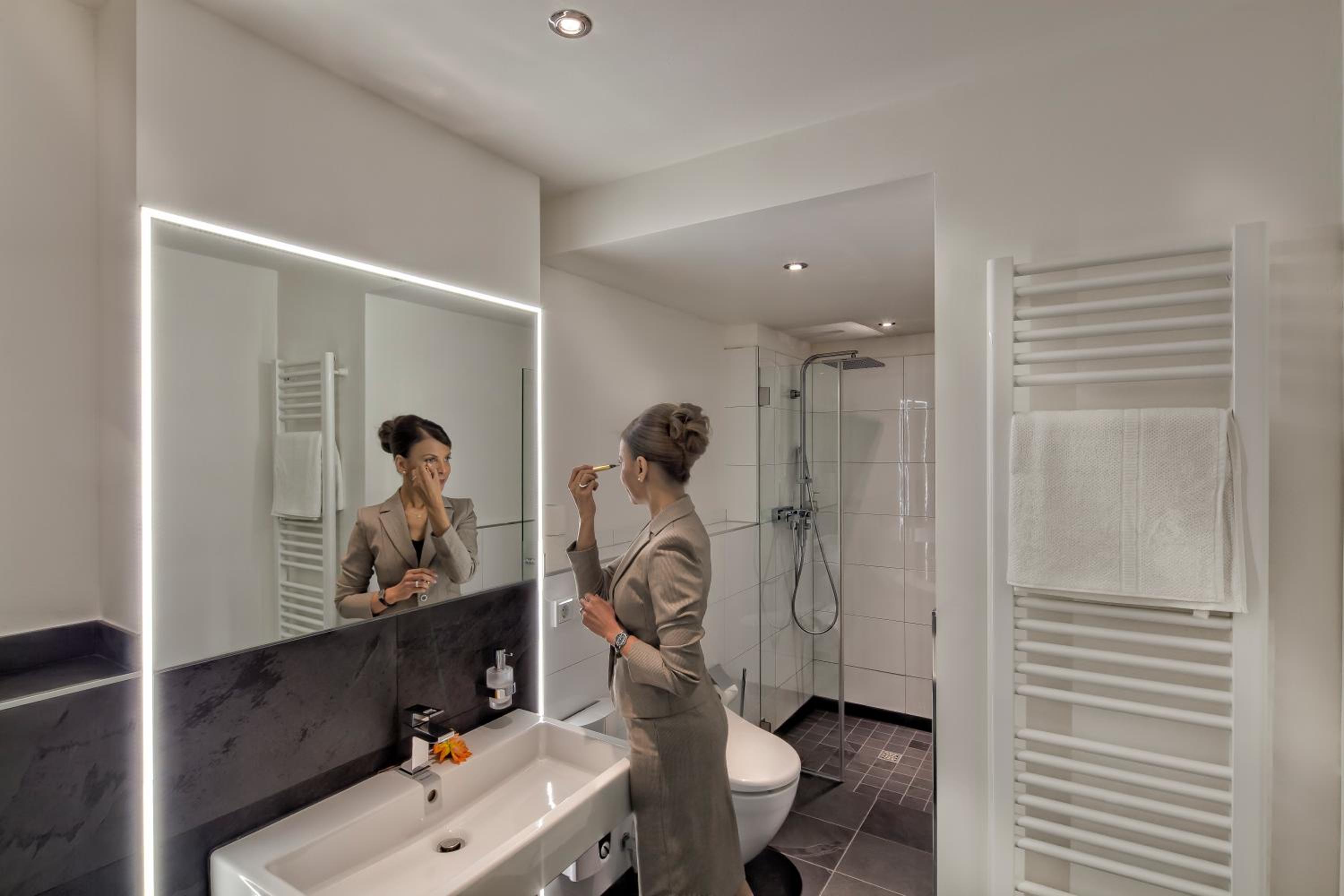 Double Room with Private Bathroom photo 2
