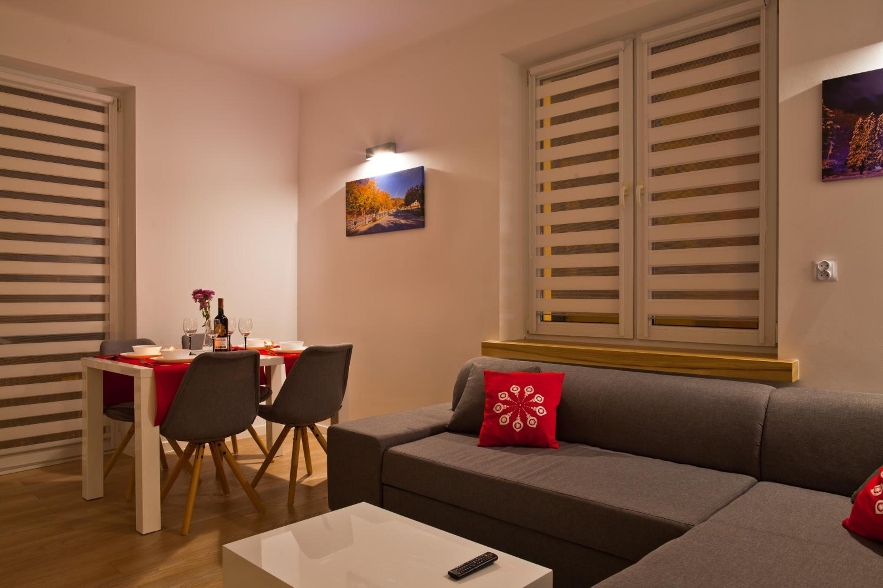Deluxe Apartment photo 1