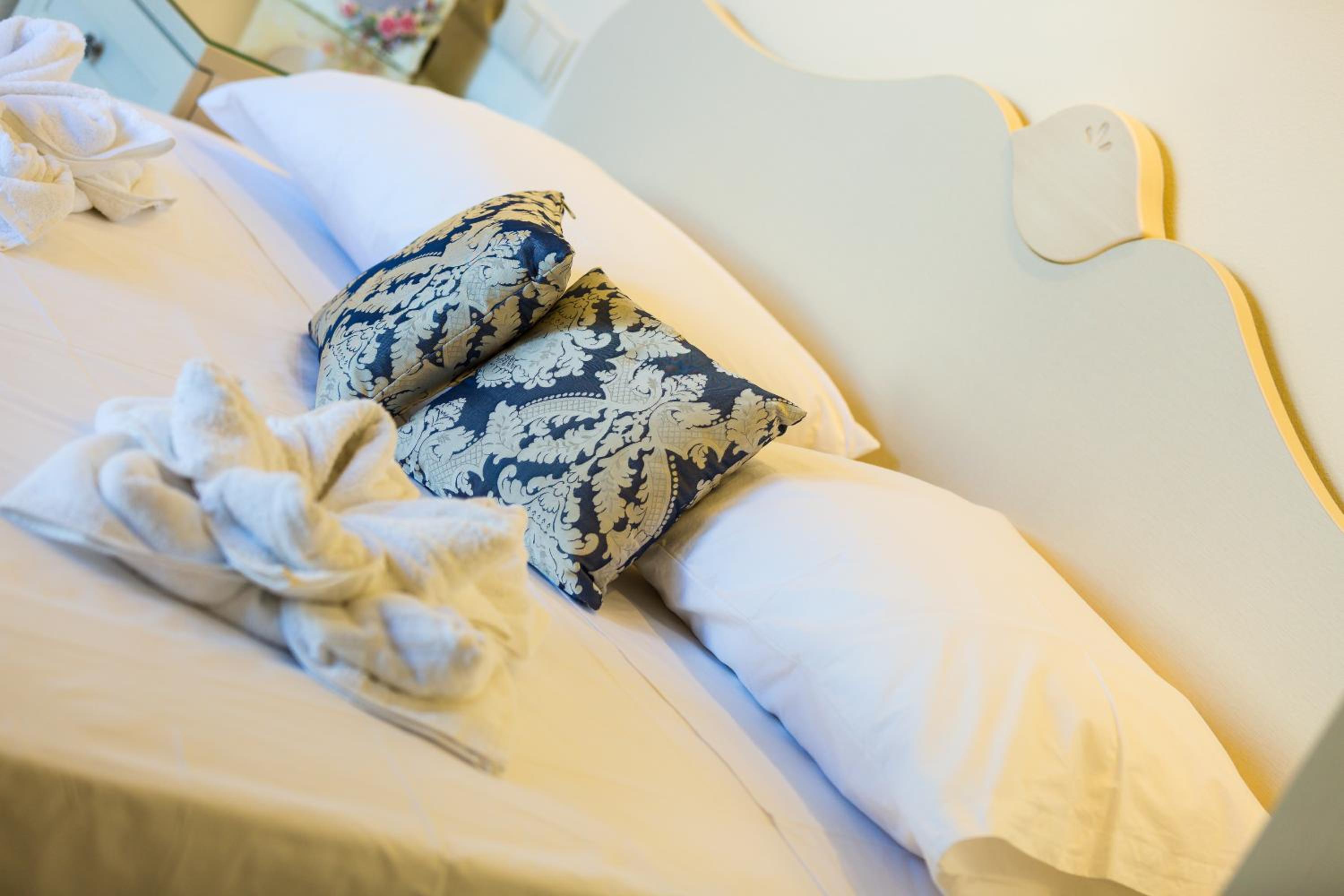Junior Suite with Balcony photo 3