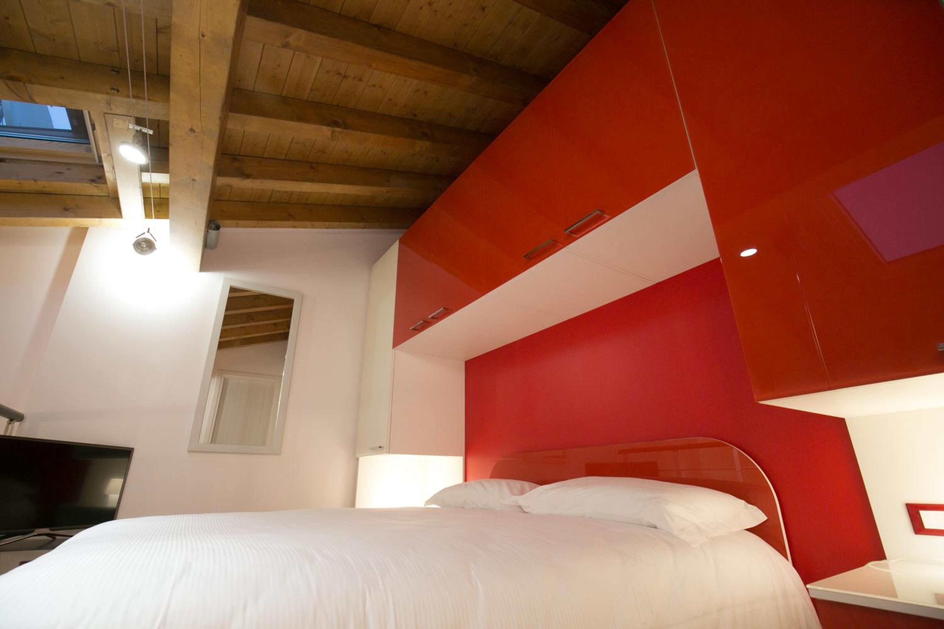 Apartment - Split Level