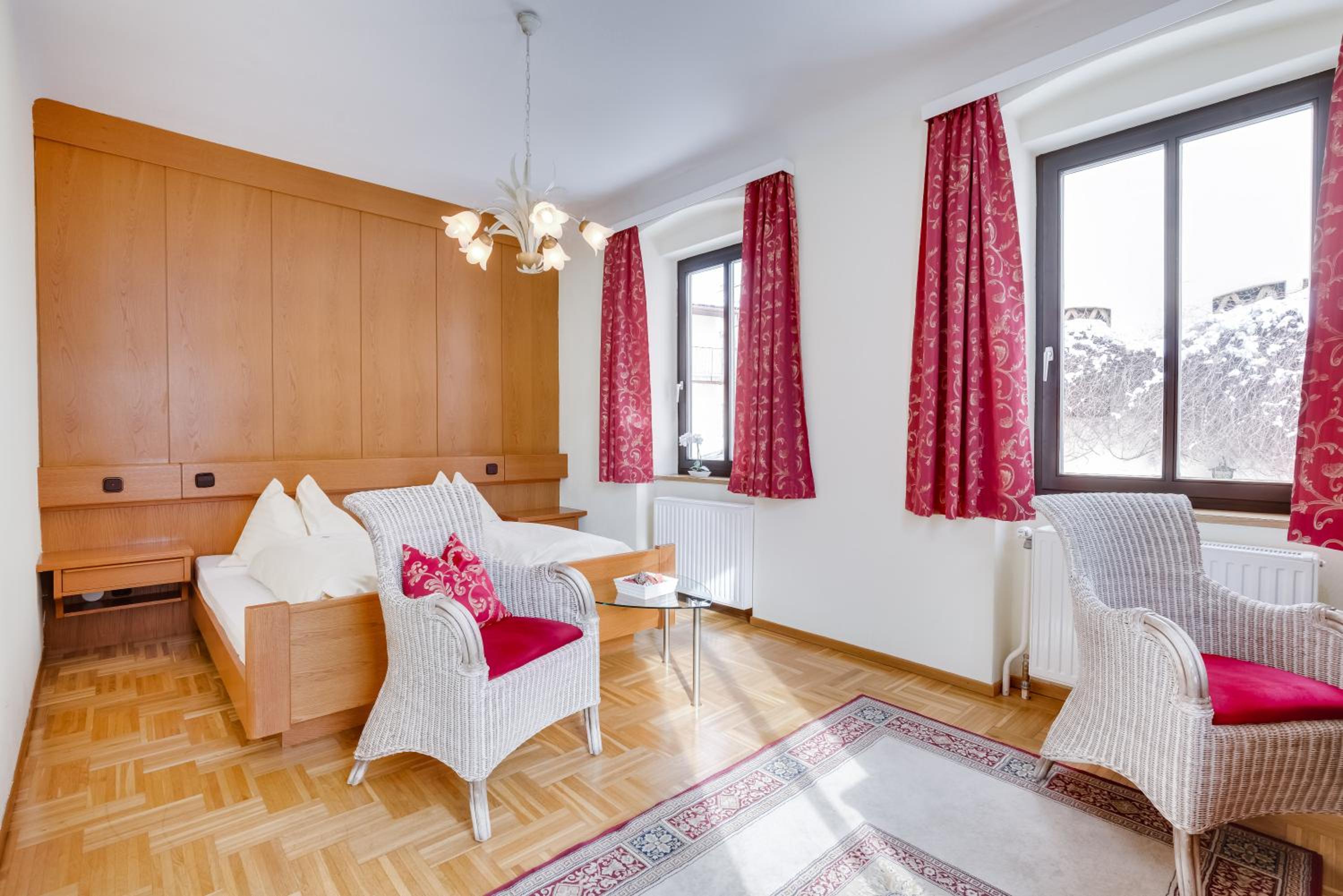 Double Room - Photo 2