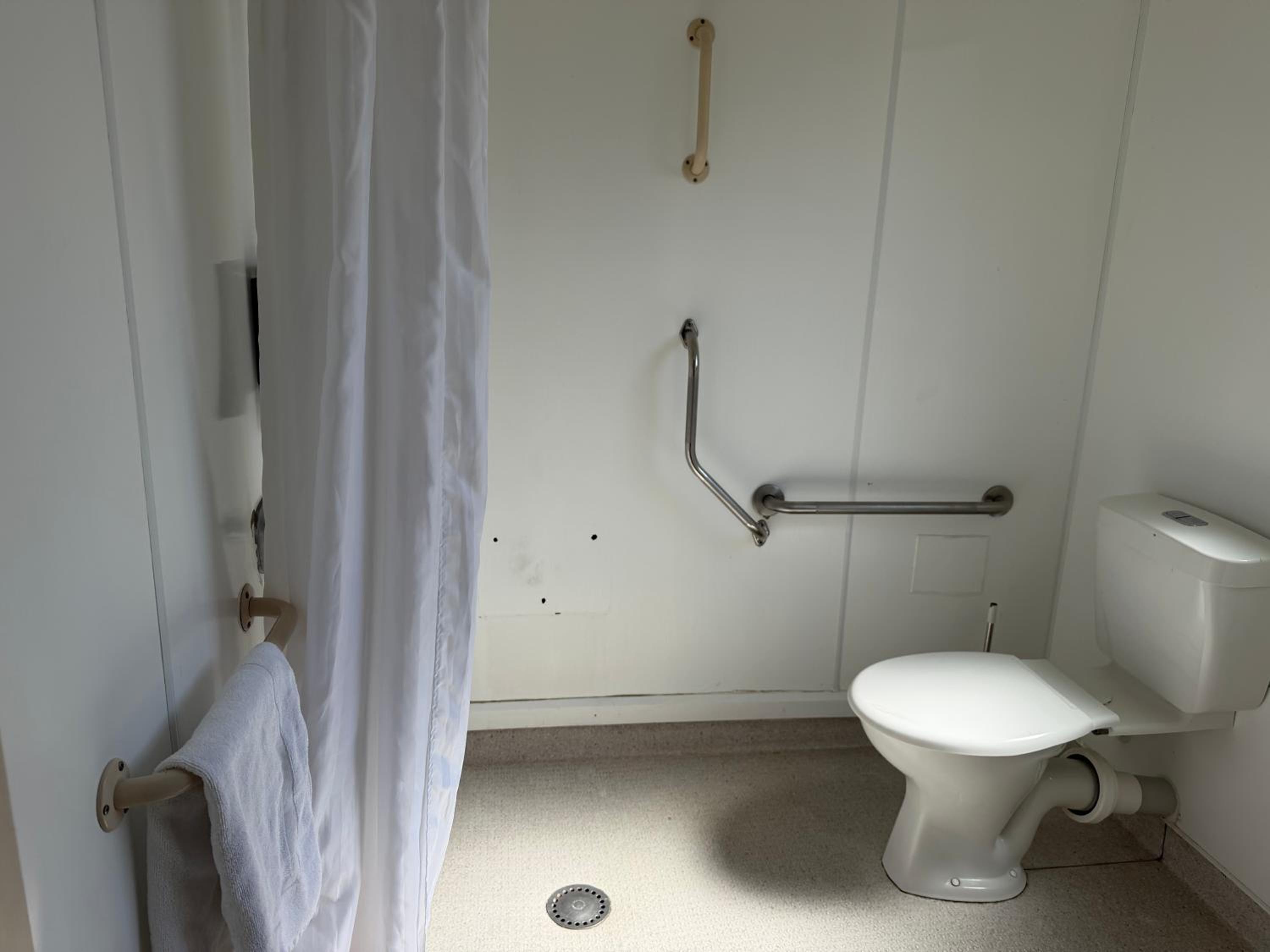 Budget Double Room photo 2
