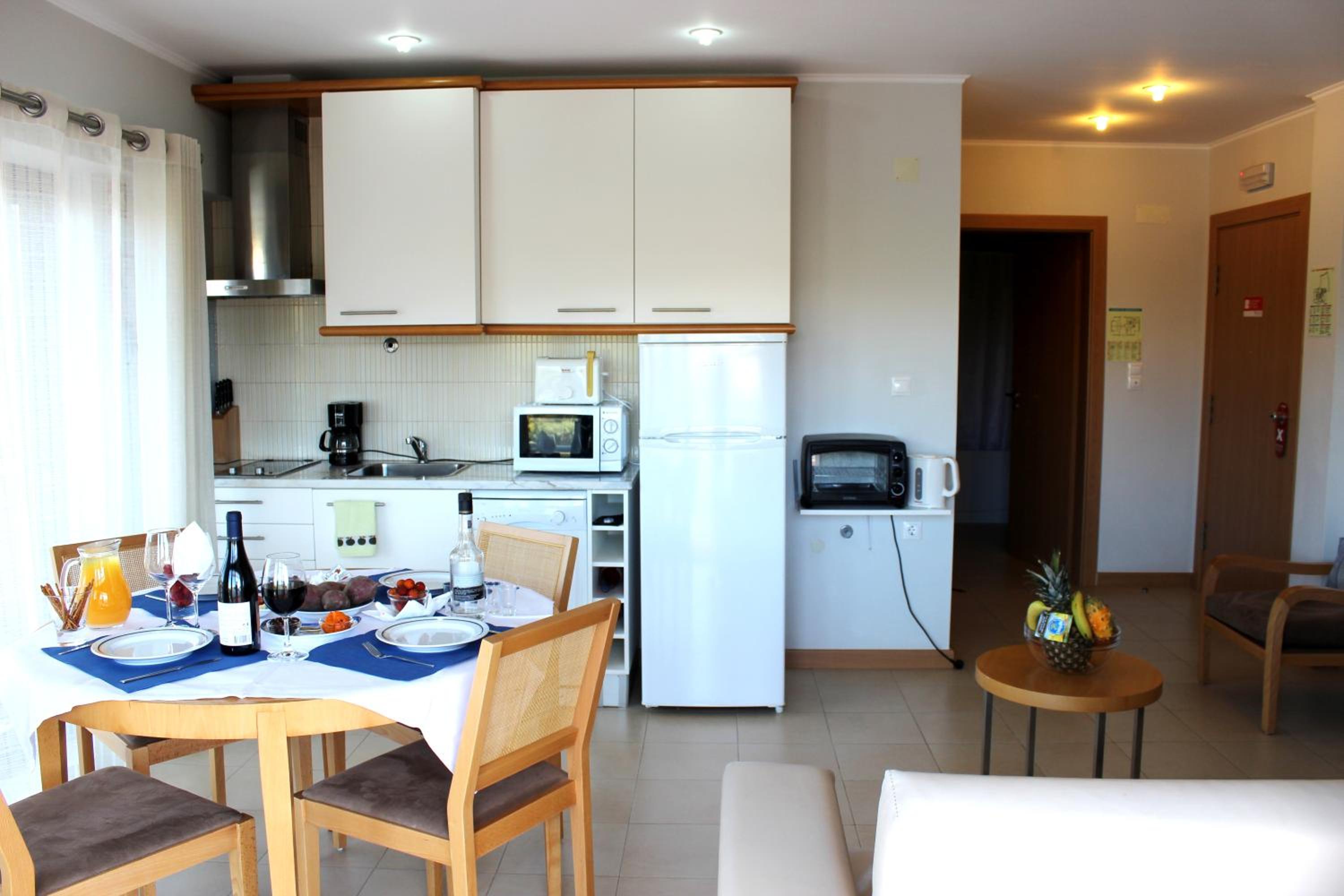 One-Bedroom Apartment - Photo 6