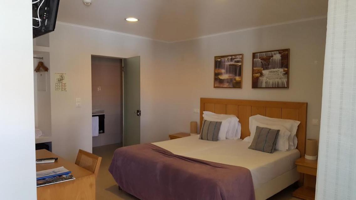 Twin Room with Balcony - Photo 1