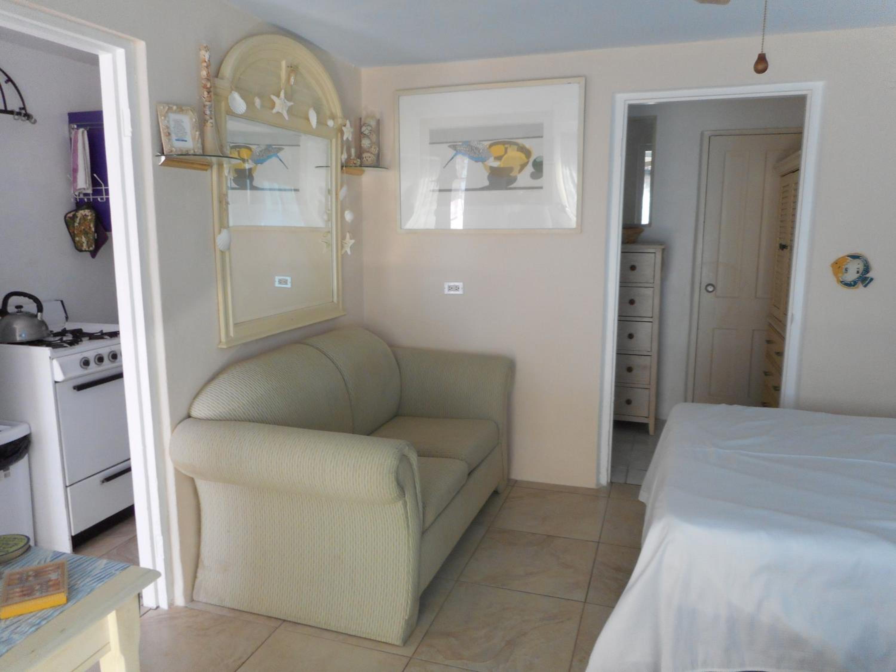 King Studio with Sofa Bed photo 2