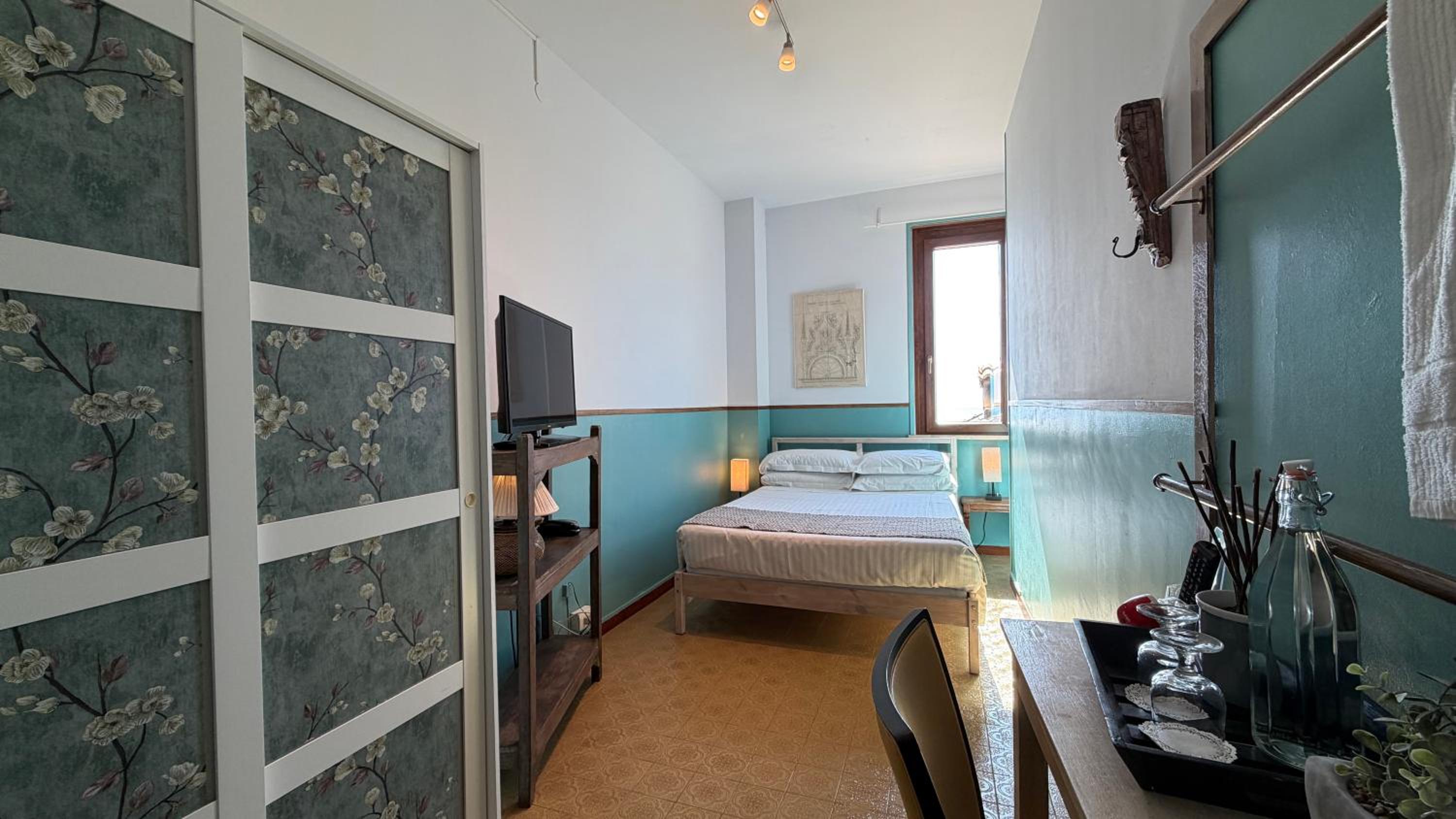 Single Room with Partial Sea View photo 2
