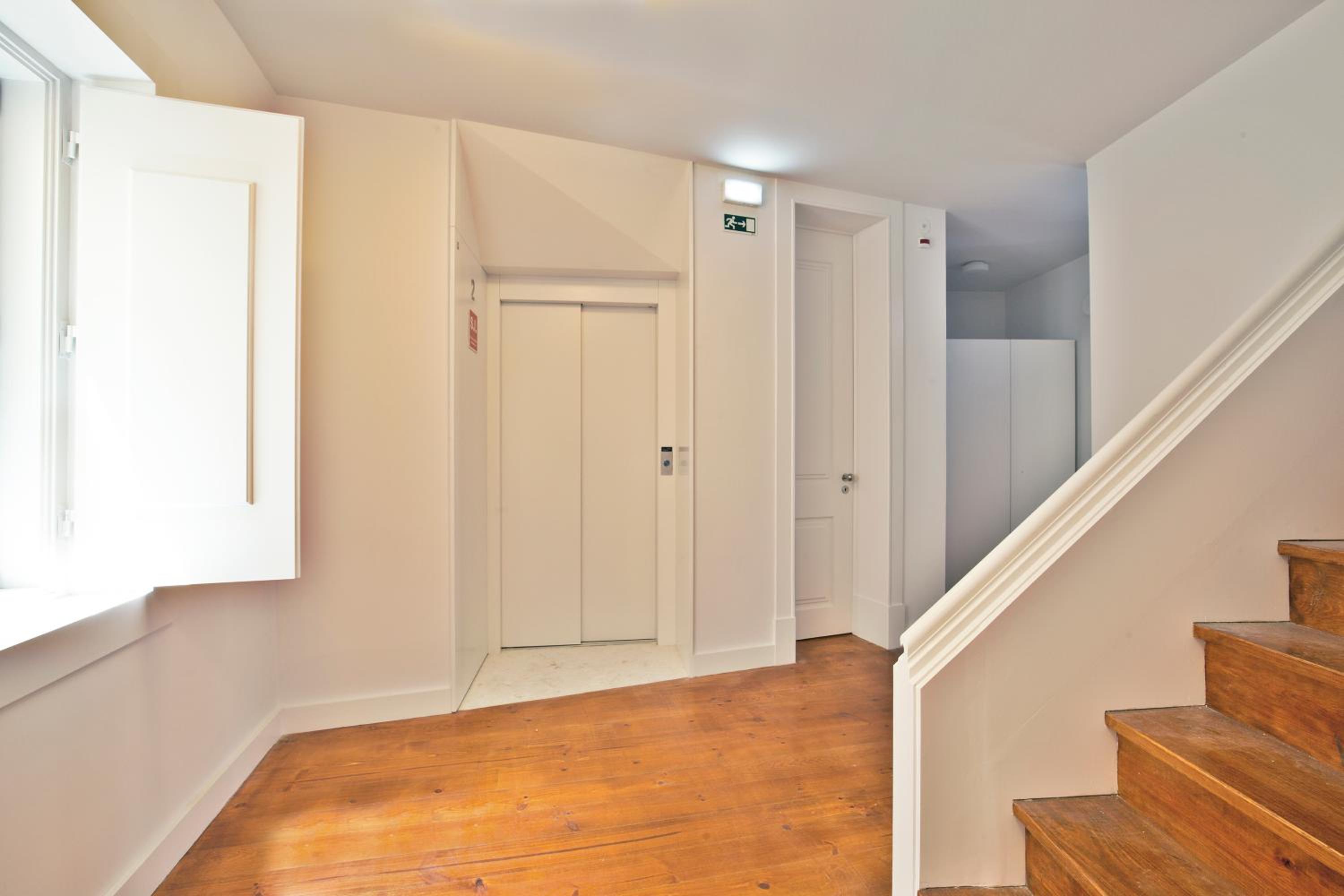 Two-Bedroom Apartment thumbnail 6