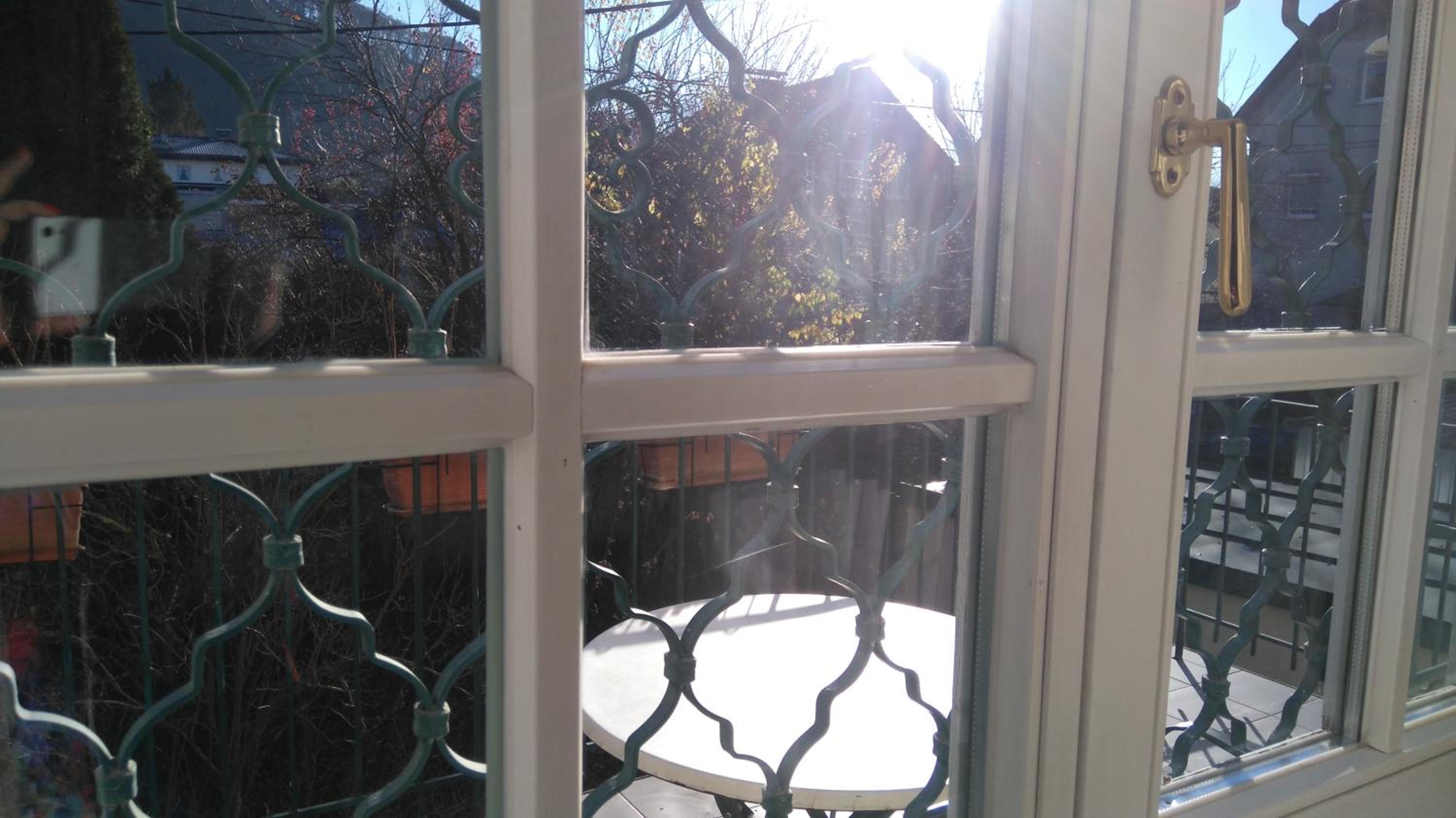 Apartment with Balcony - Photo 2