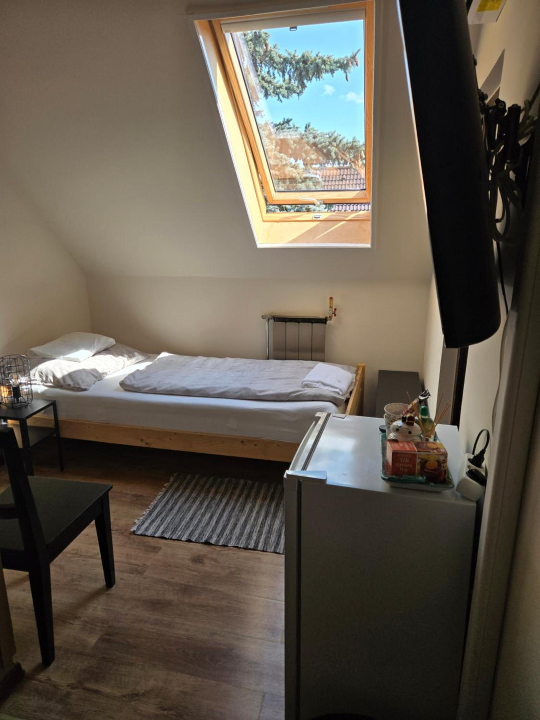 Standard Double Room photo 3