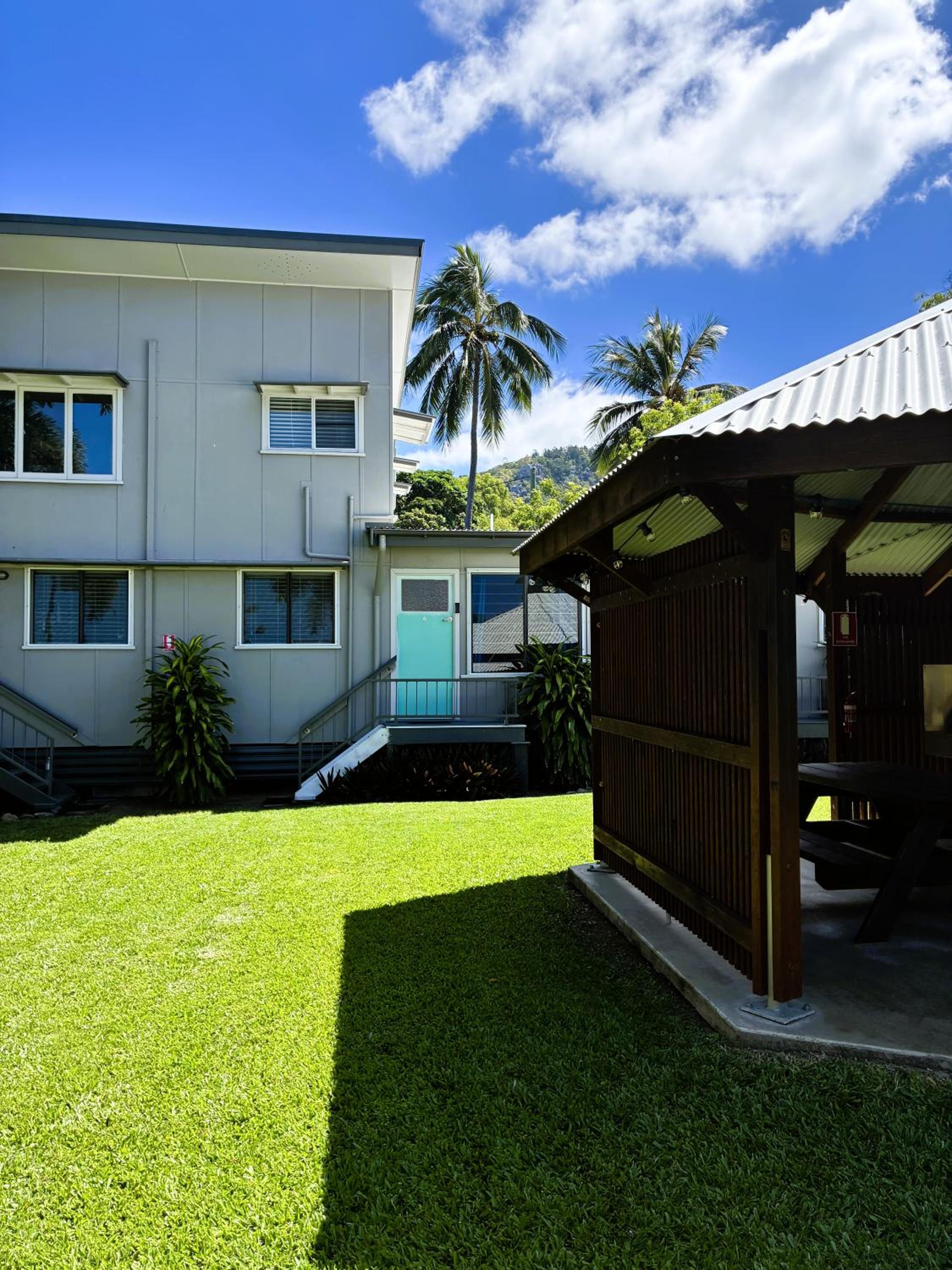 Two-Bedroom Apartment with Balcony photo 2