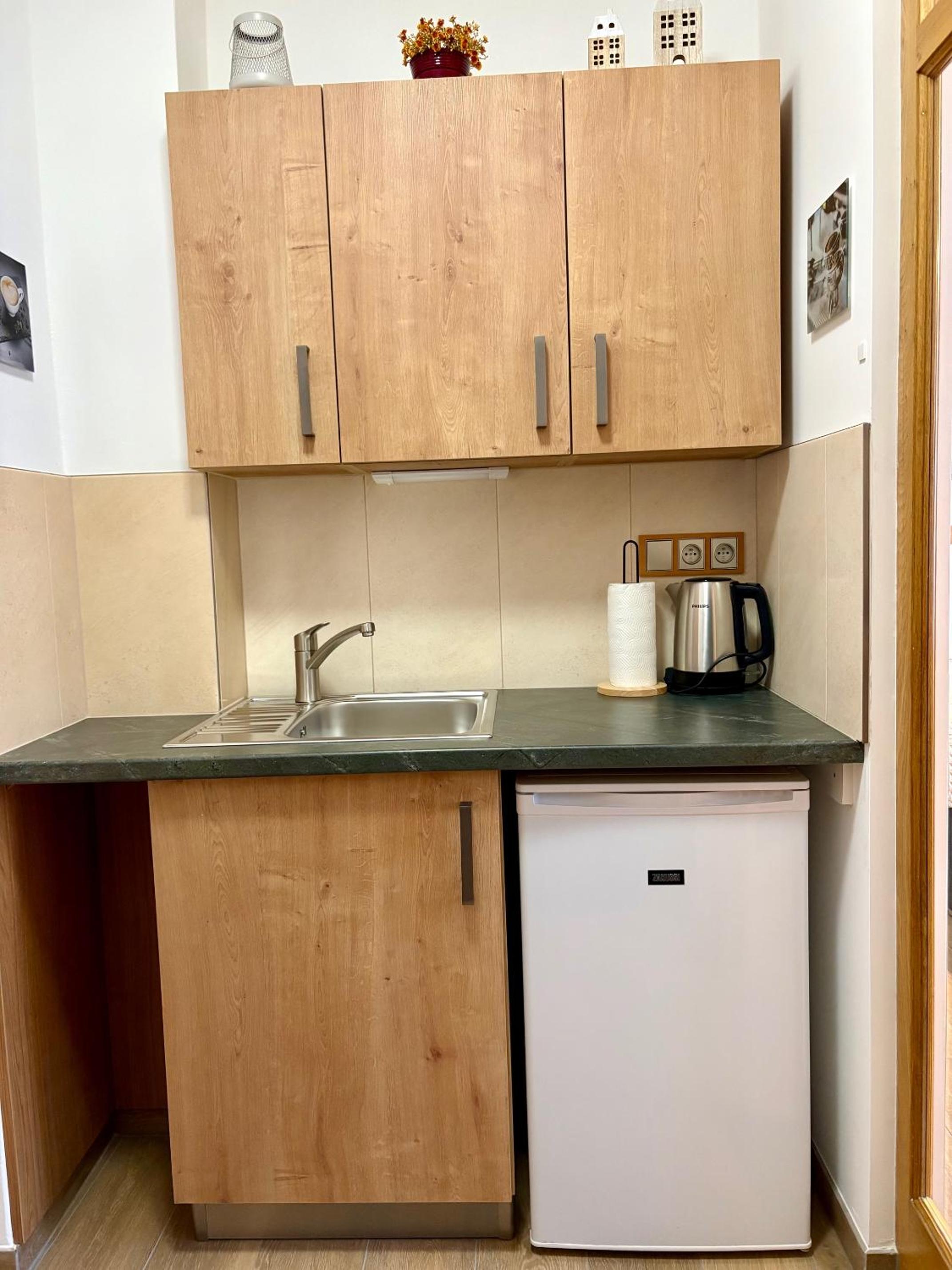 Apartment photo 1