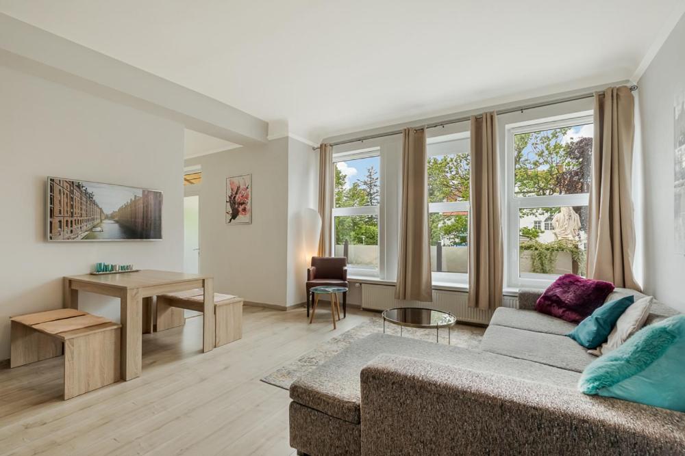 Apartment photo 1