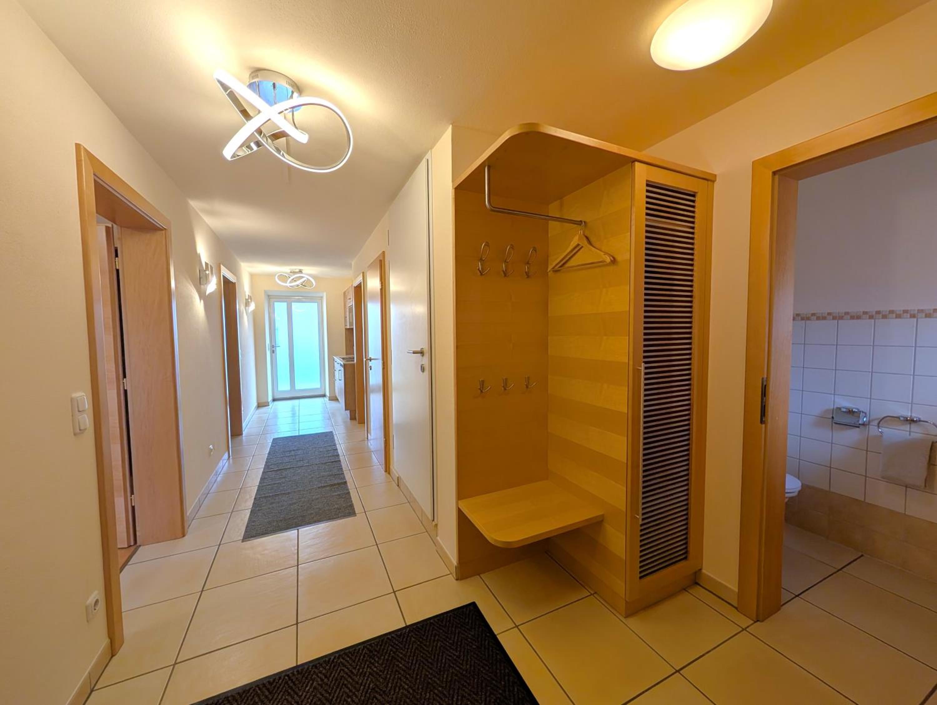One-Bedroom Apartment photo 2