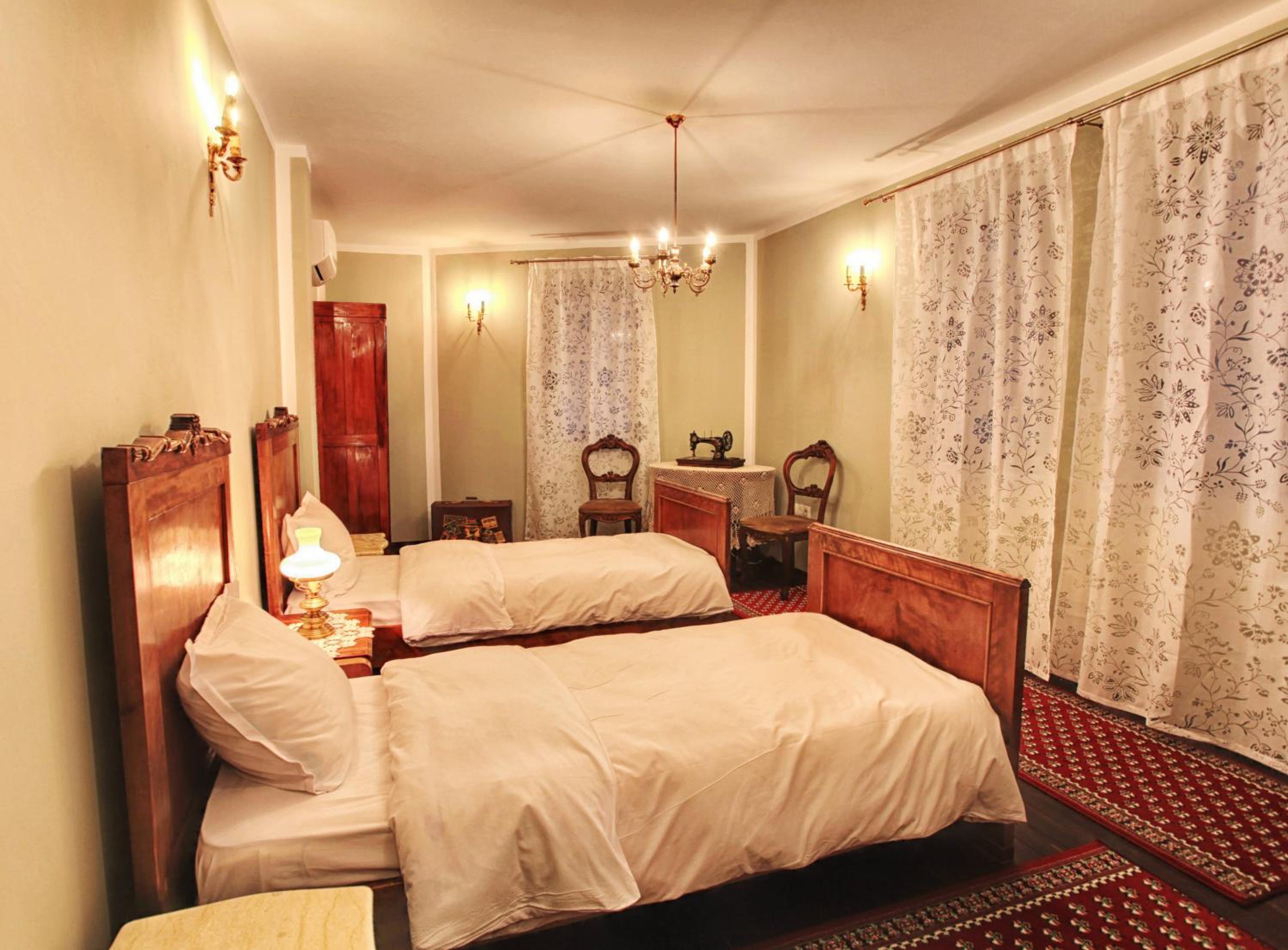 Superior Quadruple Room photo 2