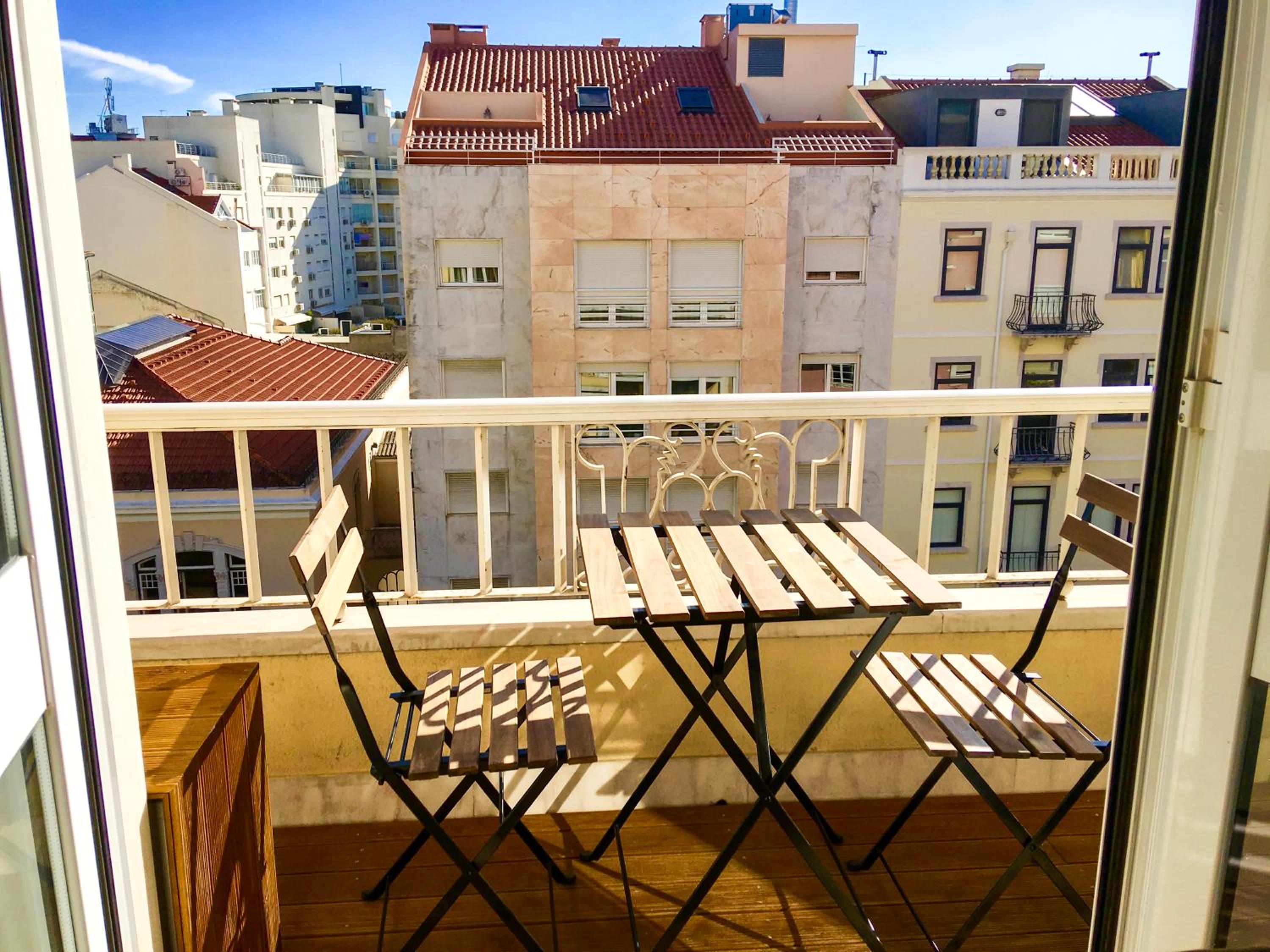 Apartment with Balcony photo 2