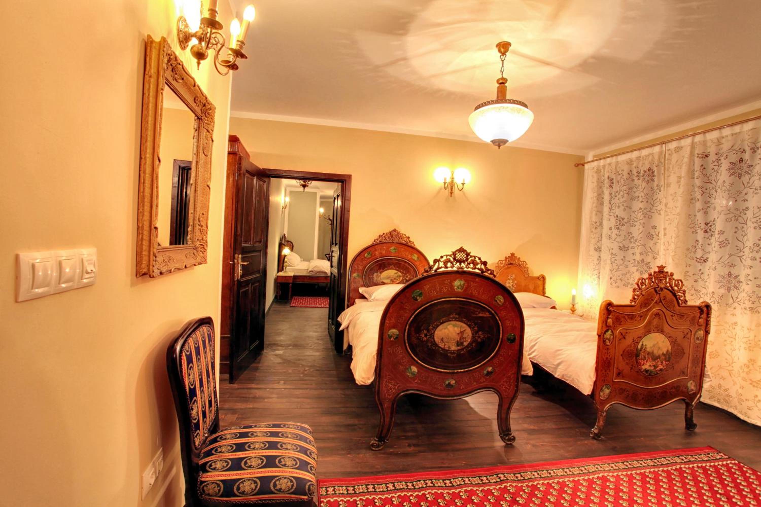 Deluxe Twin Room - Photo 15