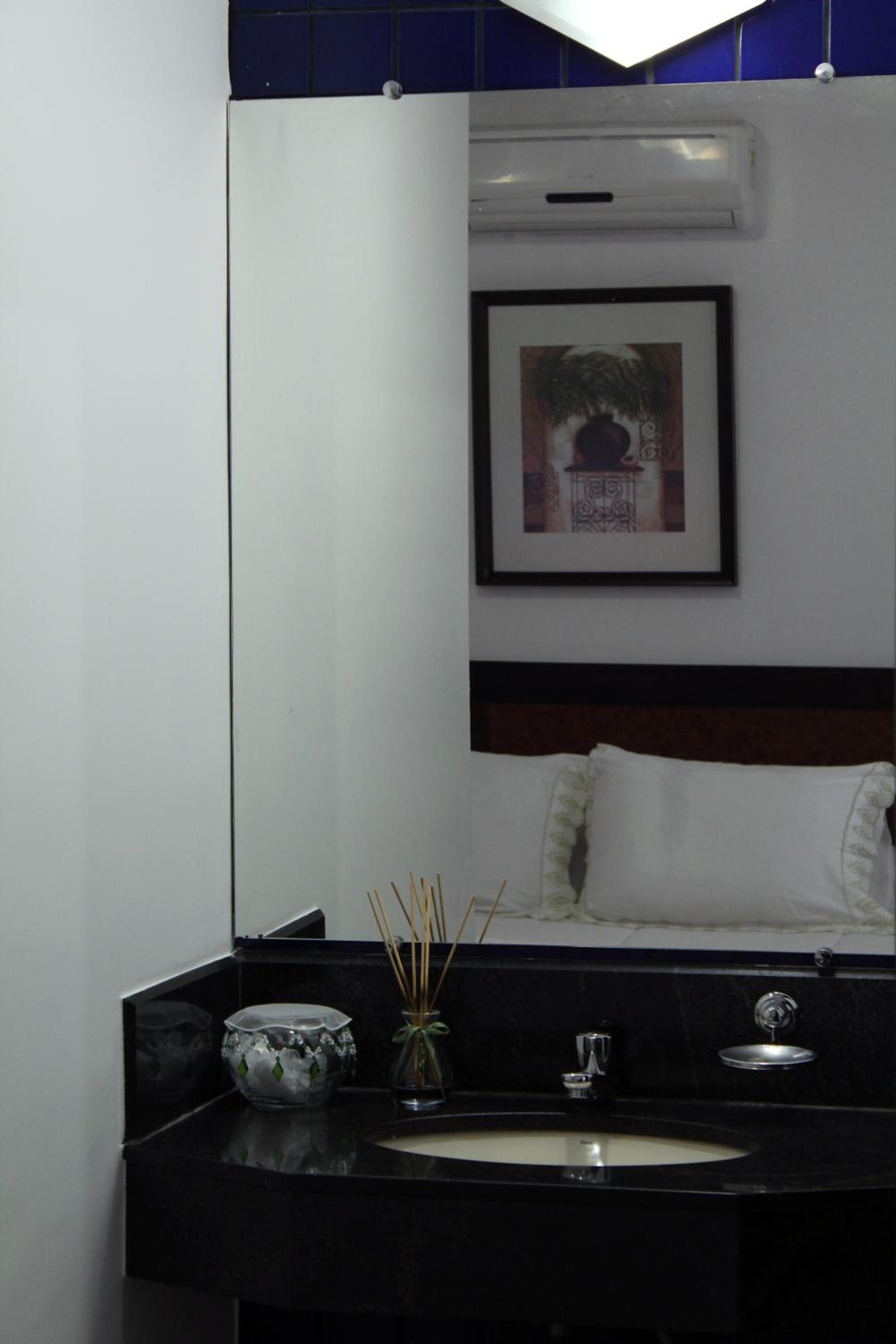 Deluxe Queen Room photo 2