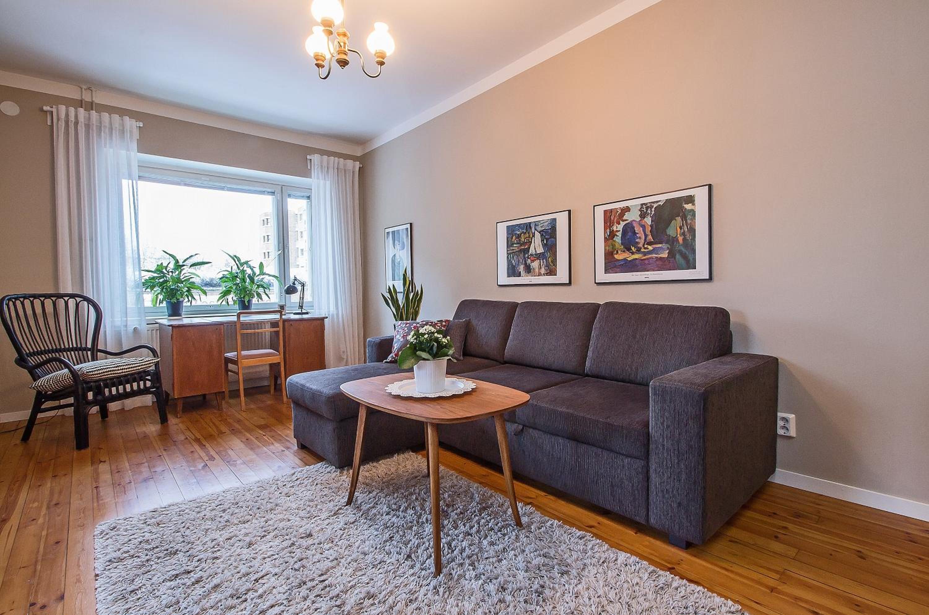 Apartment with Balcony photo 1