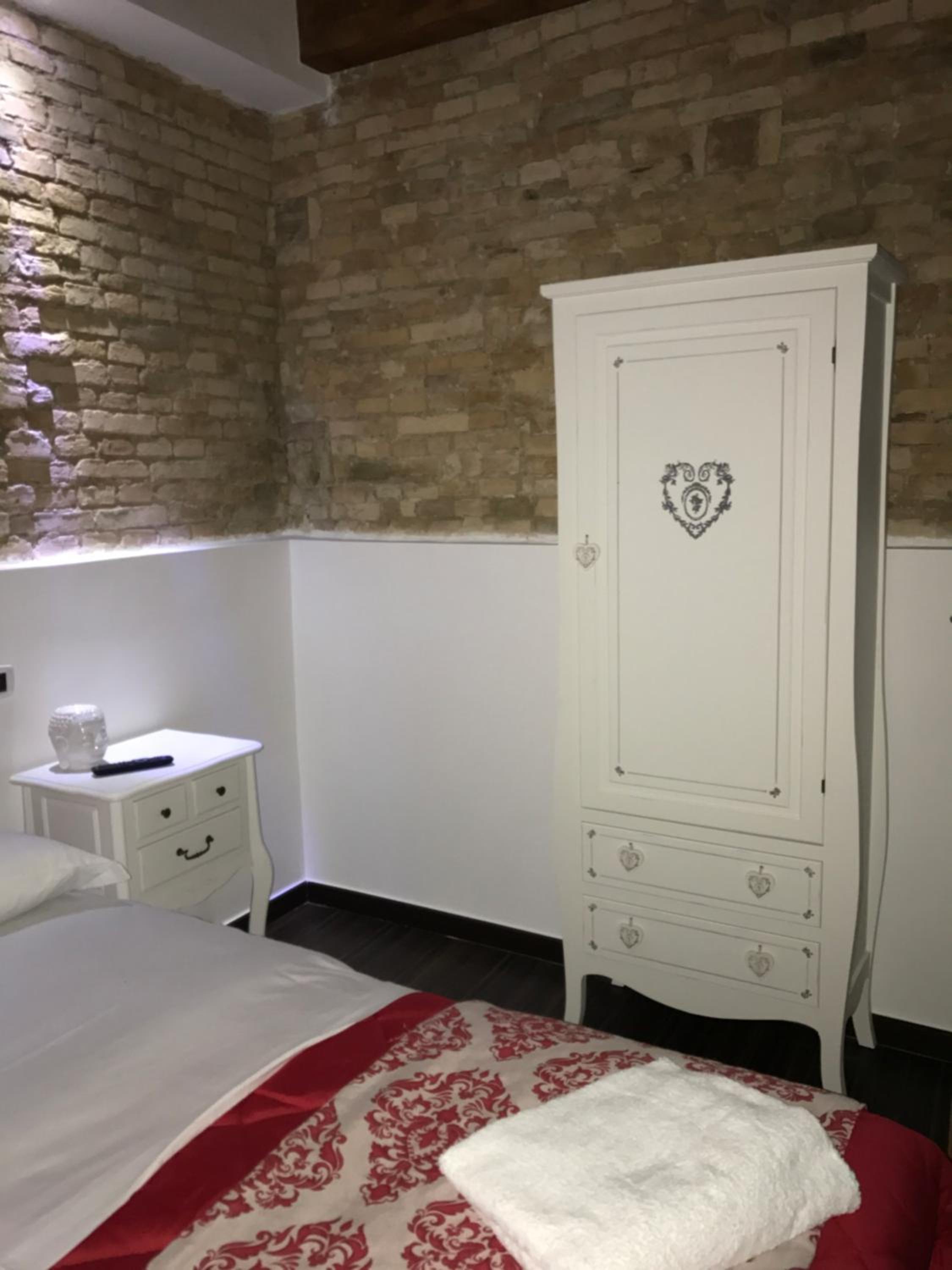 Basic Triple Room - Photo 19