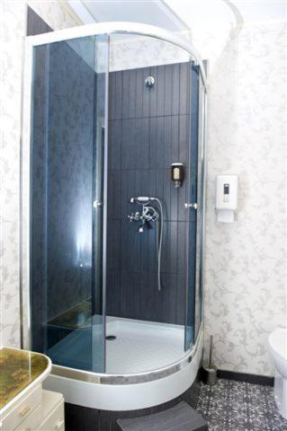 Deluxe Double Room - Photo 7