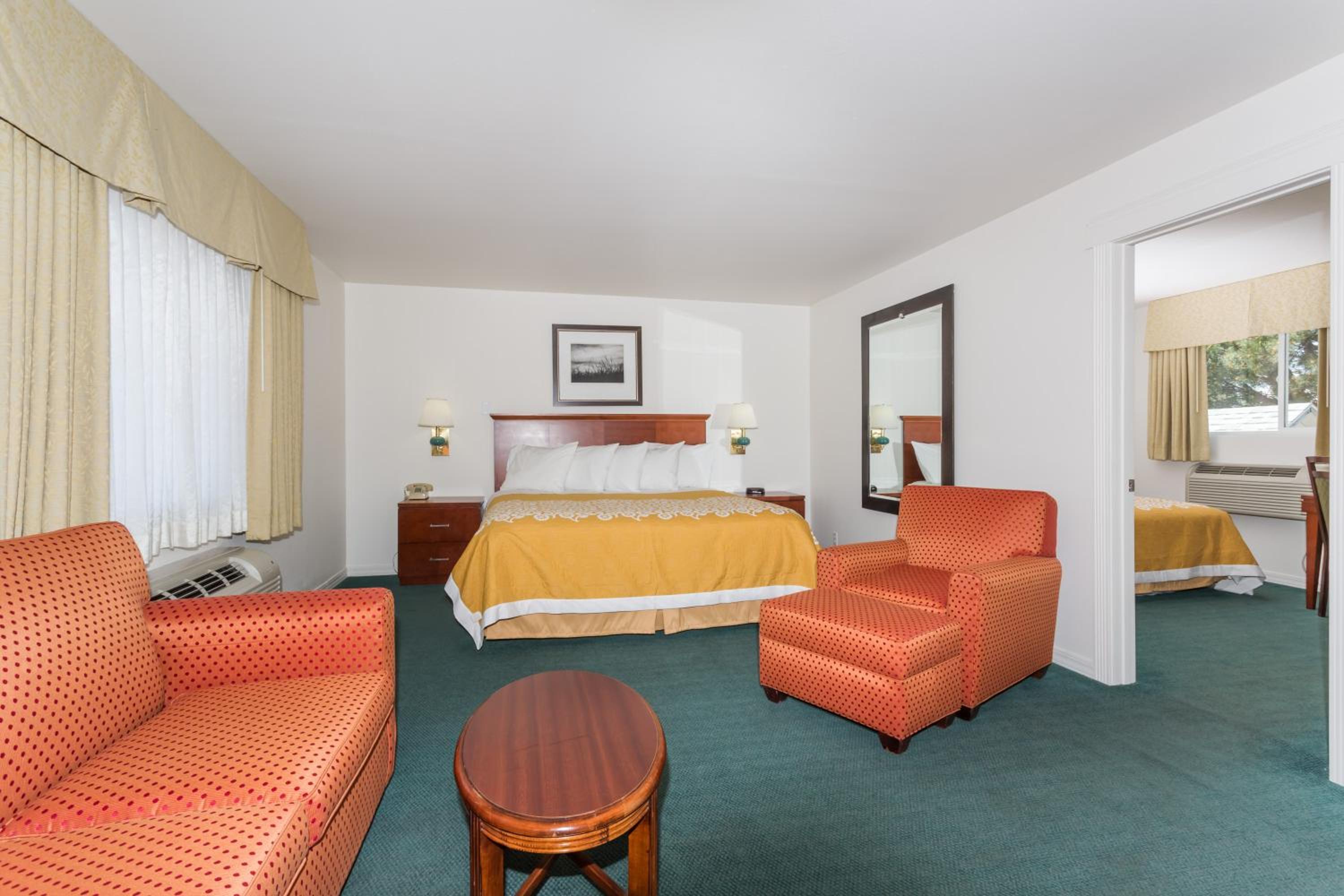 Suite photo 1