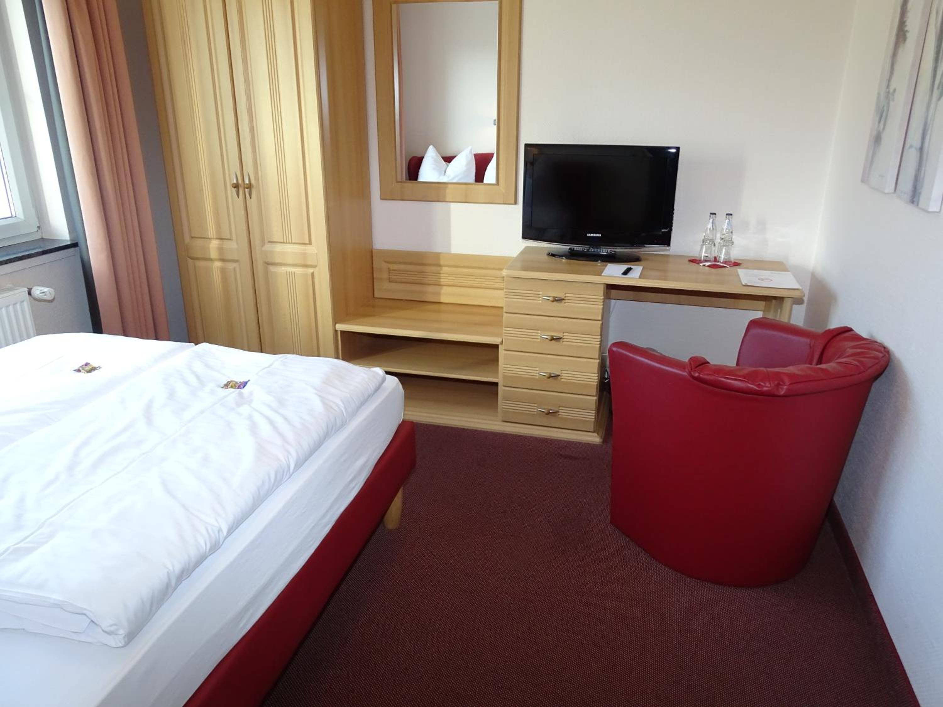 Small Double Room photo 3