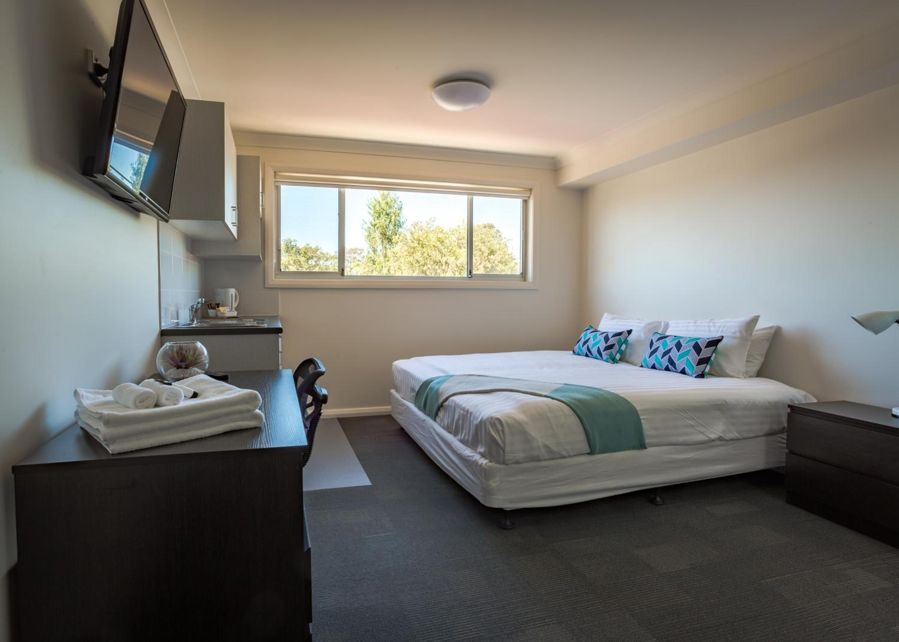 Deluxe Double Room - Photo 8