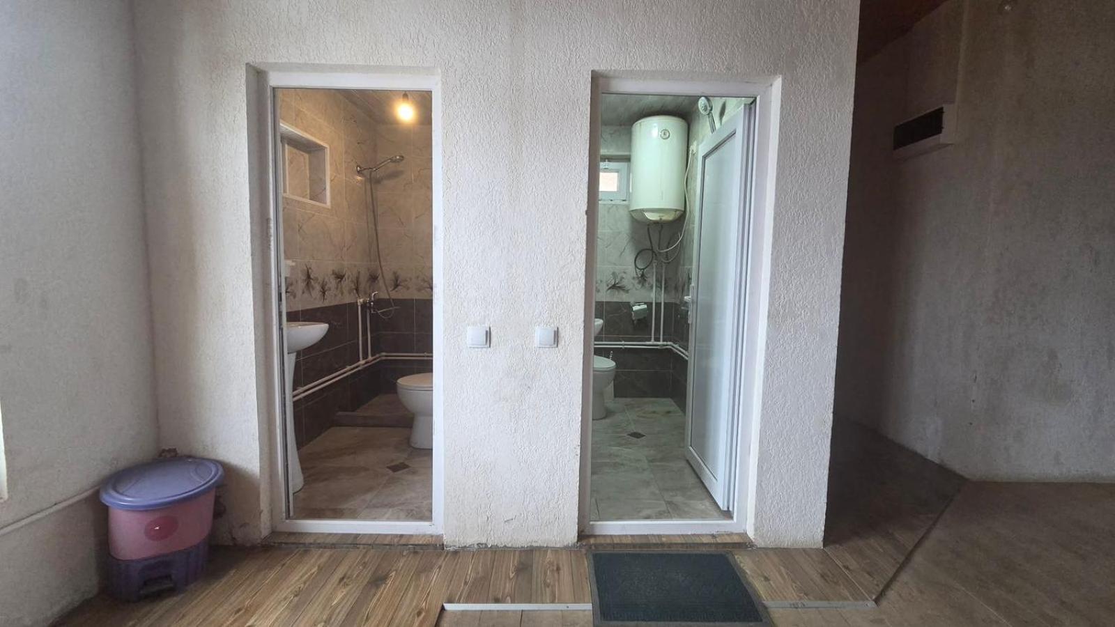 Triple Room with Shared Bathroom photo 3