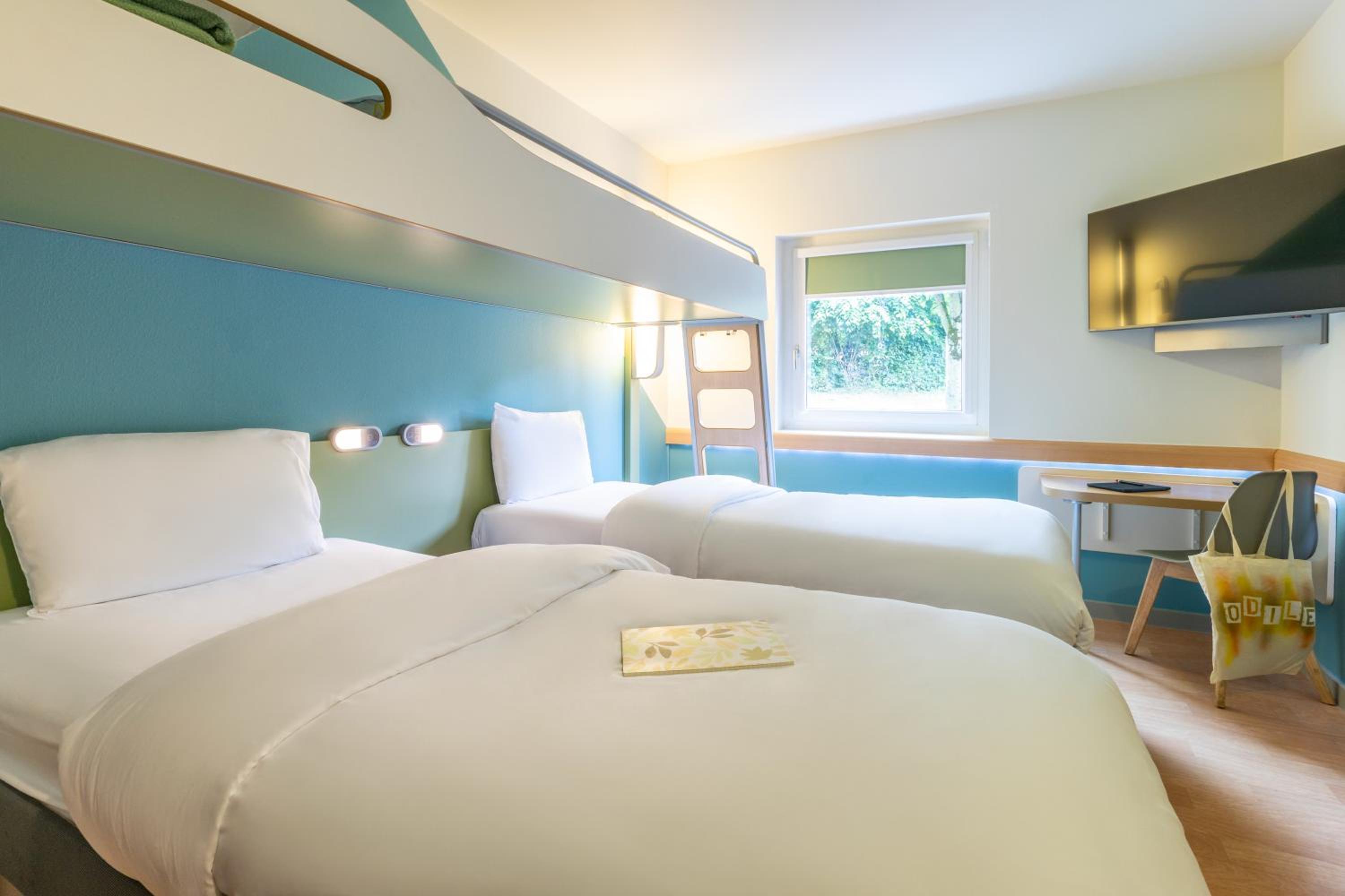 Standard Double Room - Disability Access photo 3