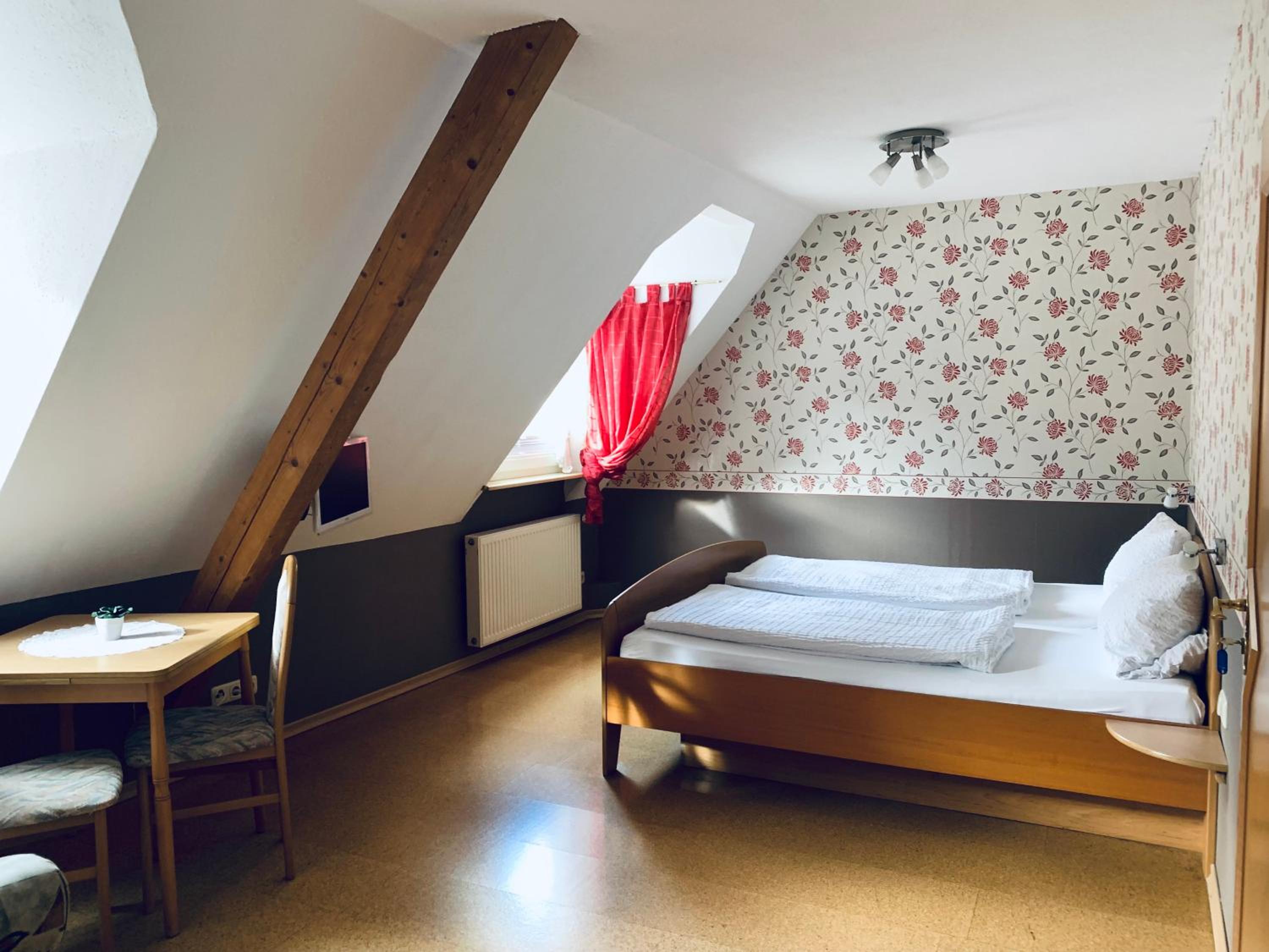Double Room with Private Bathroom photo 1