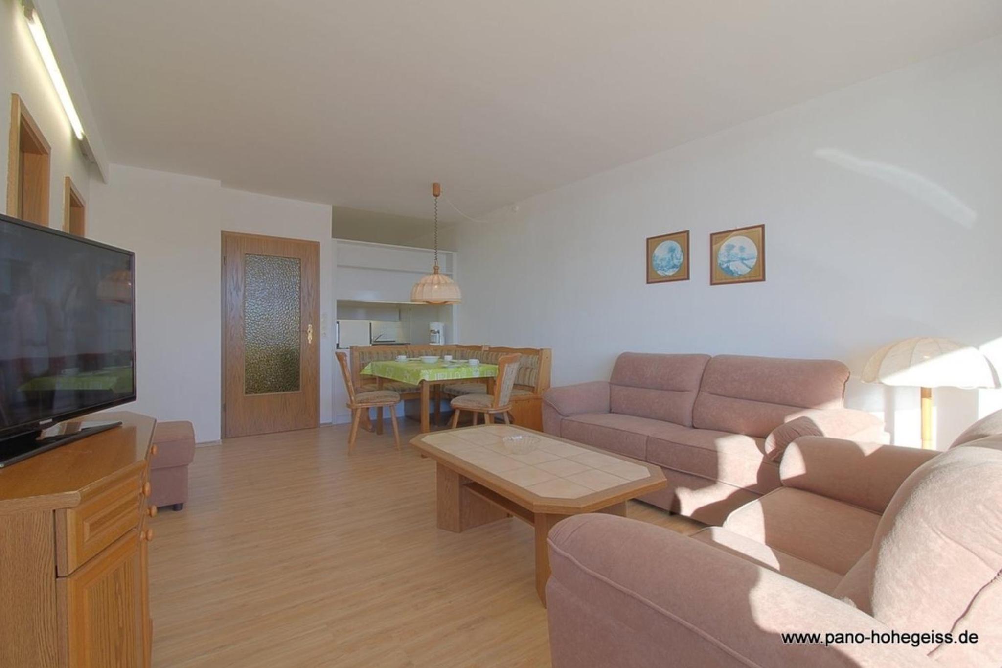Apartment photo 3