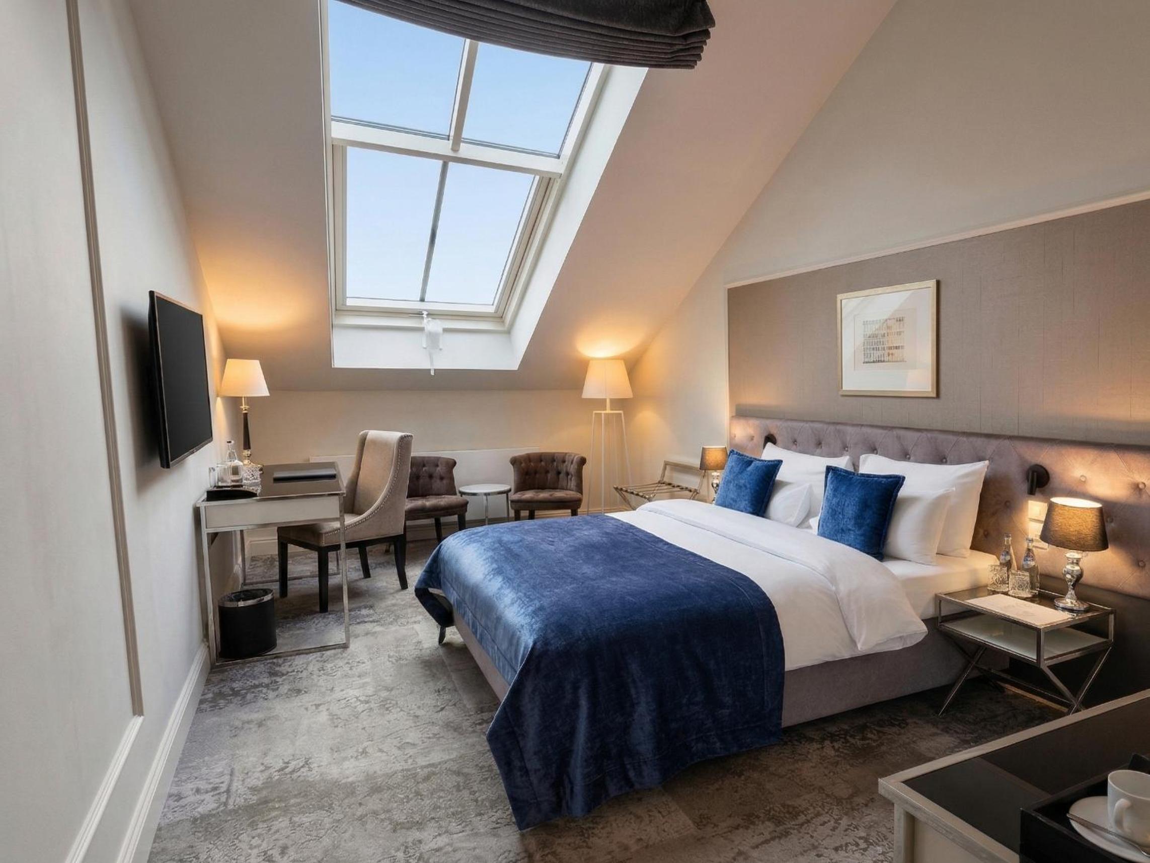 Premium Room