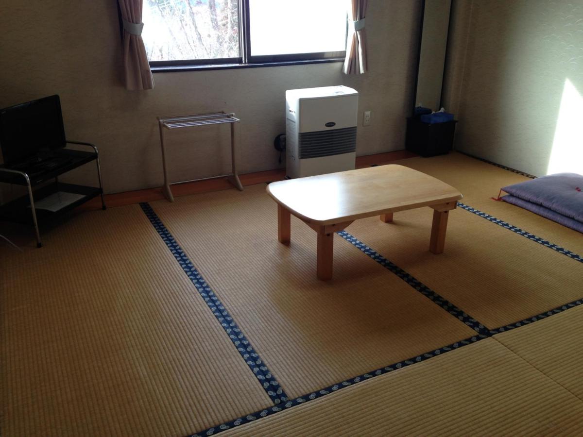 Japanese-Style Economy Room with Shared Bathroom photo 1