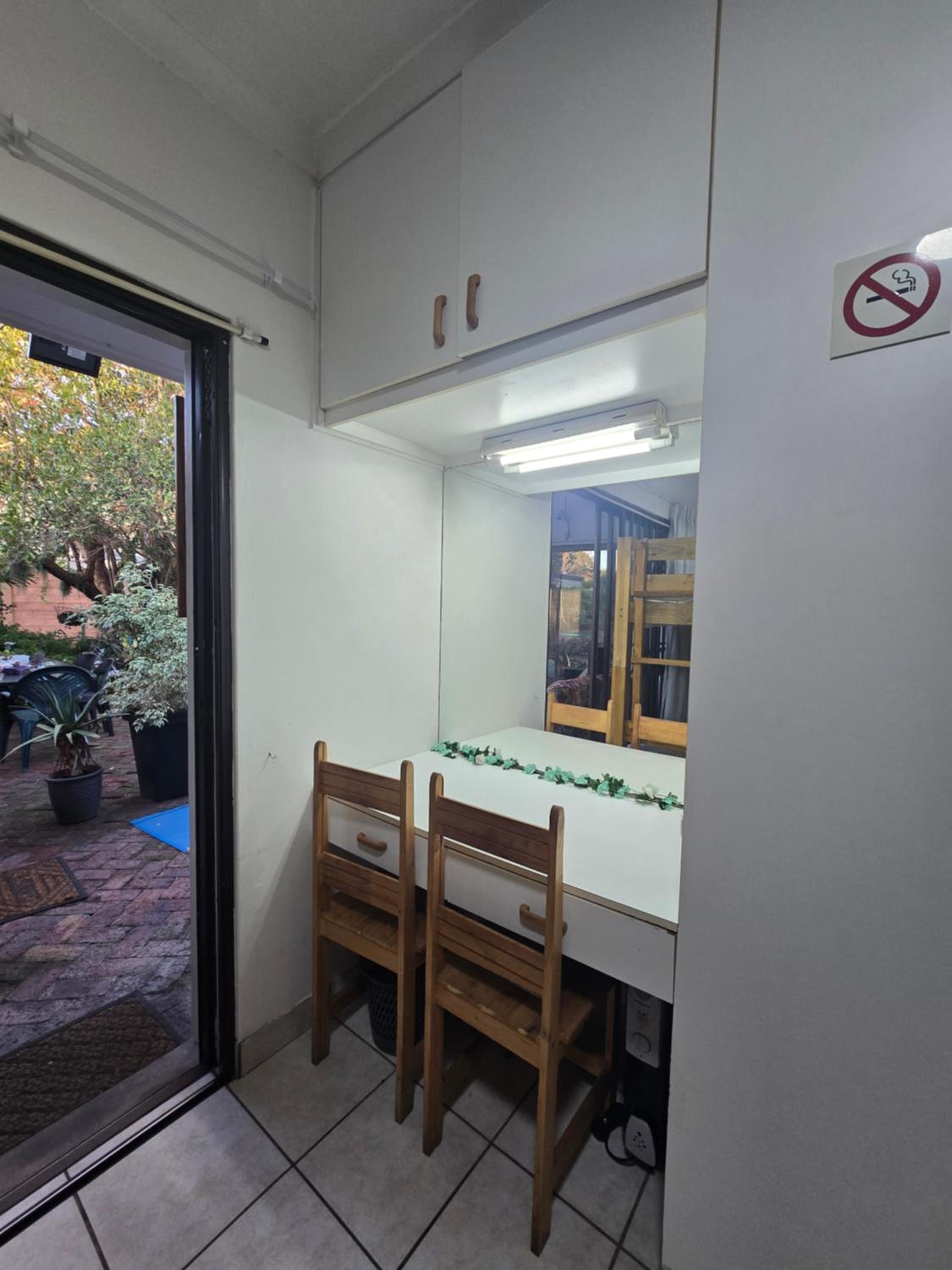 Single Bed in Dormitory Room photo 1