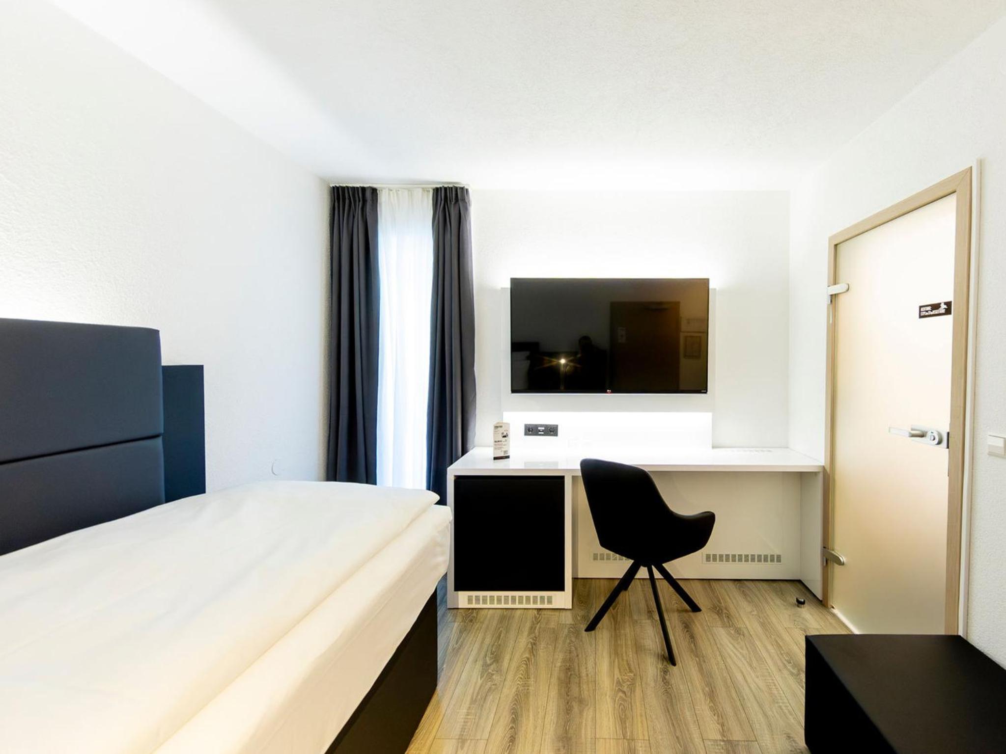 Economy Single Room