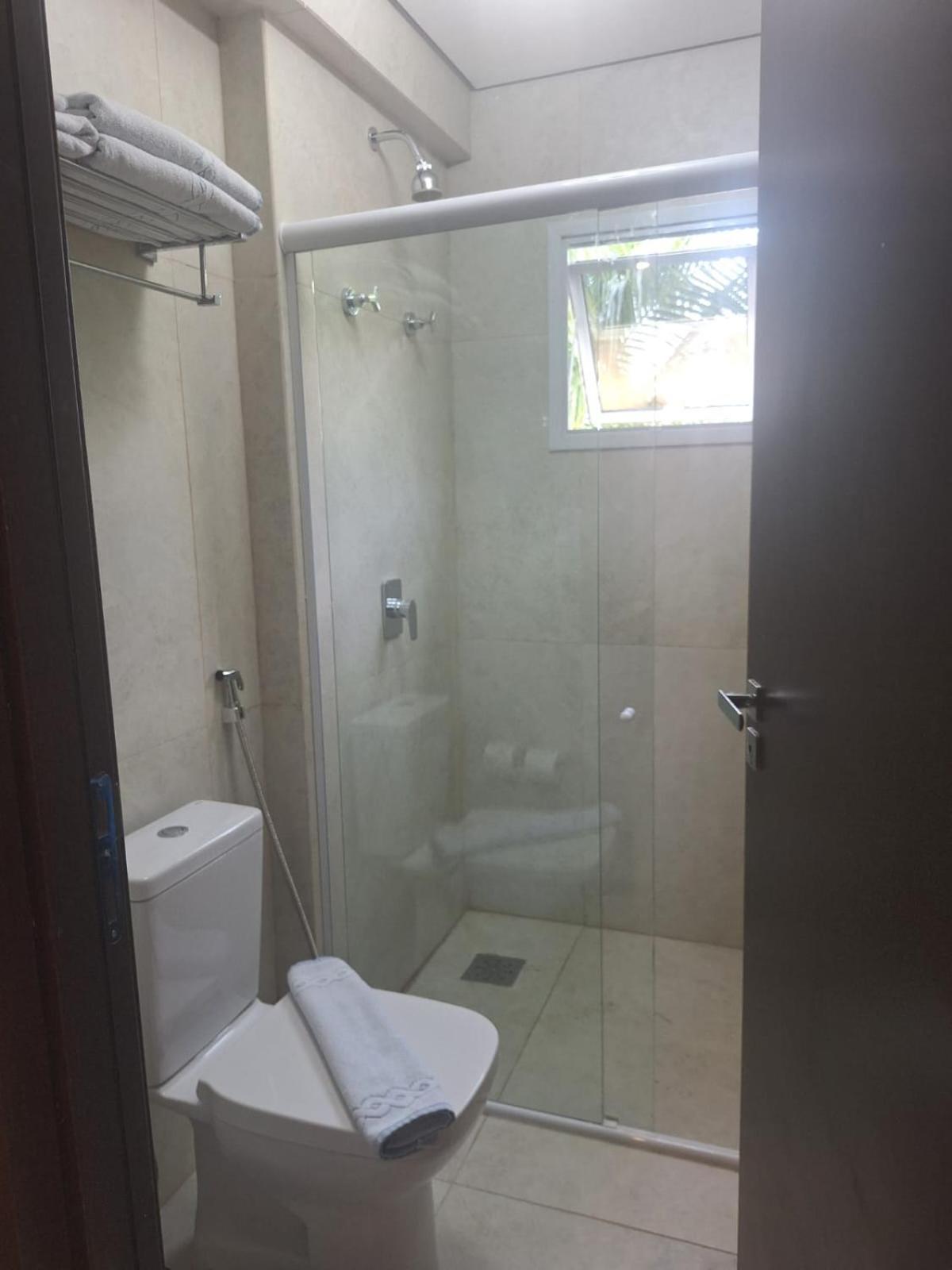 Deluxe King Suite photo 3