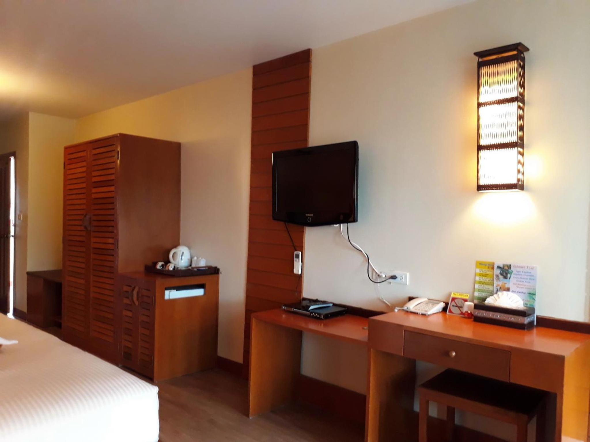 Standard Double or Twin Room - Photo 4