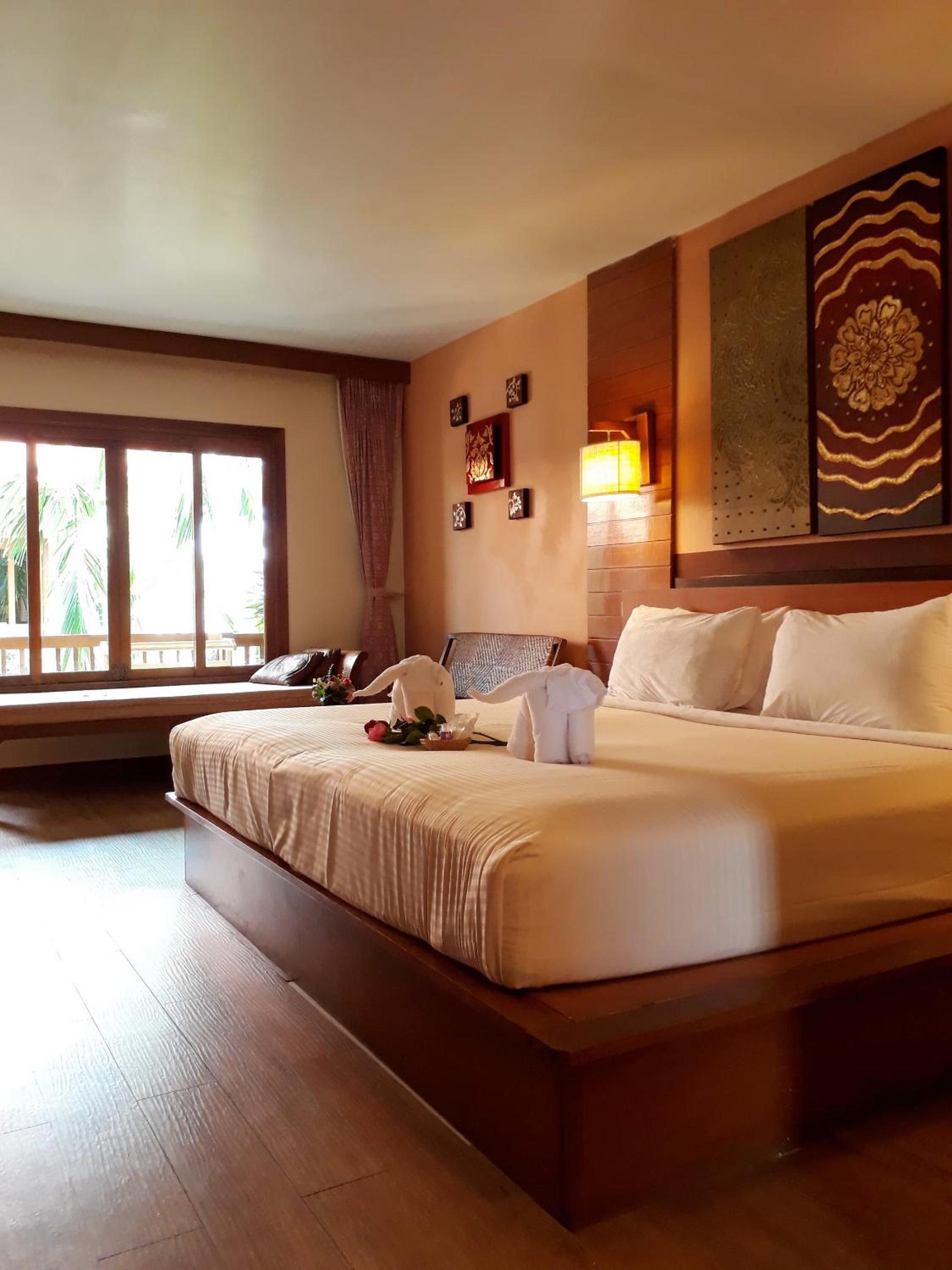Deluxe Double Room - Photo 16