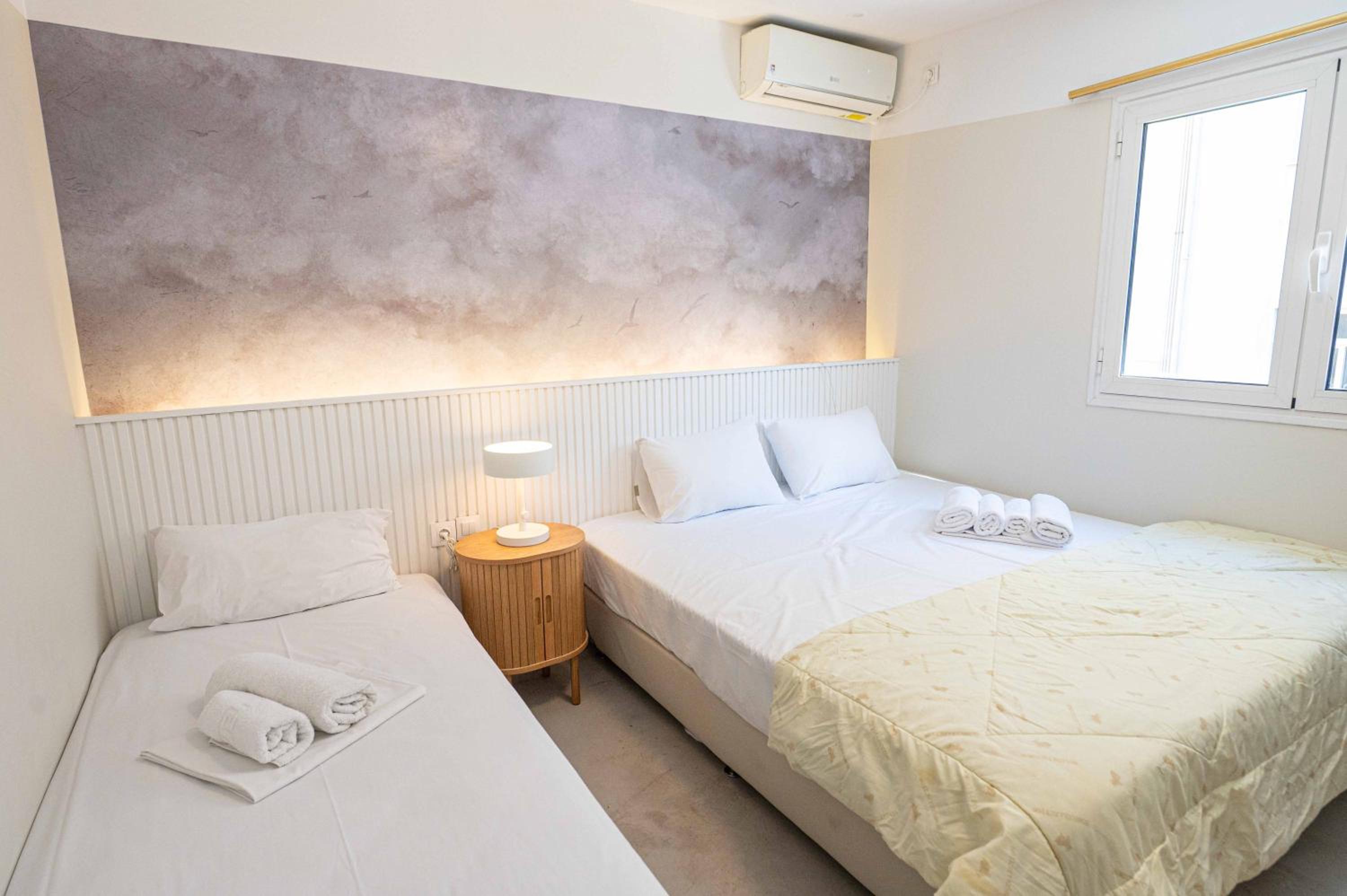 Deluxe Triple Room photo 2
