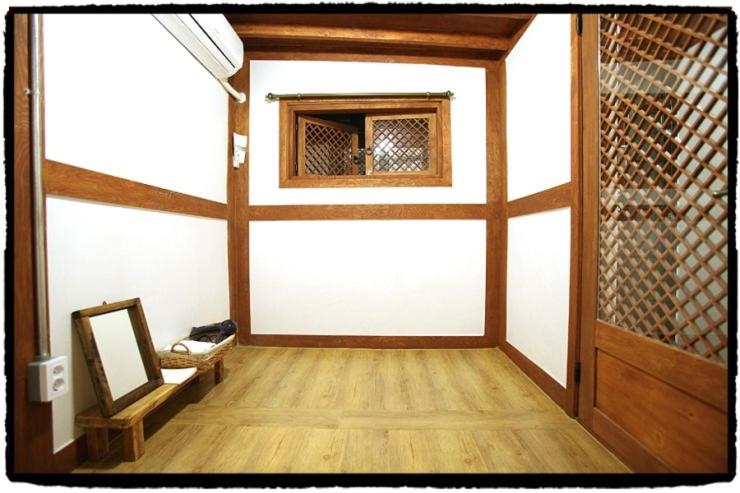 Korean-Style Superior Double Room photo 3