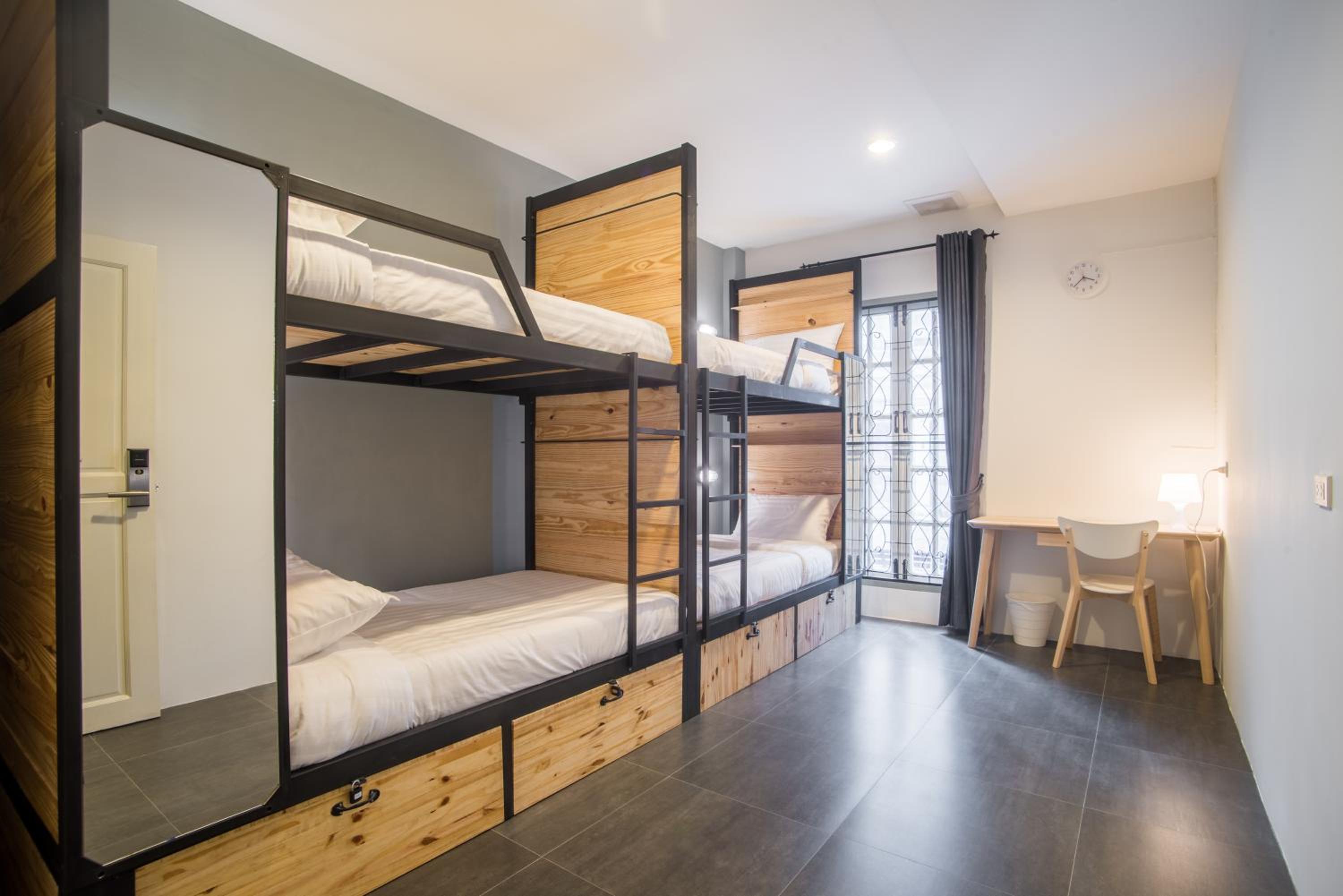 Quadruple Room with Bathroom photo 1