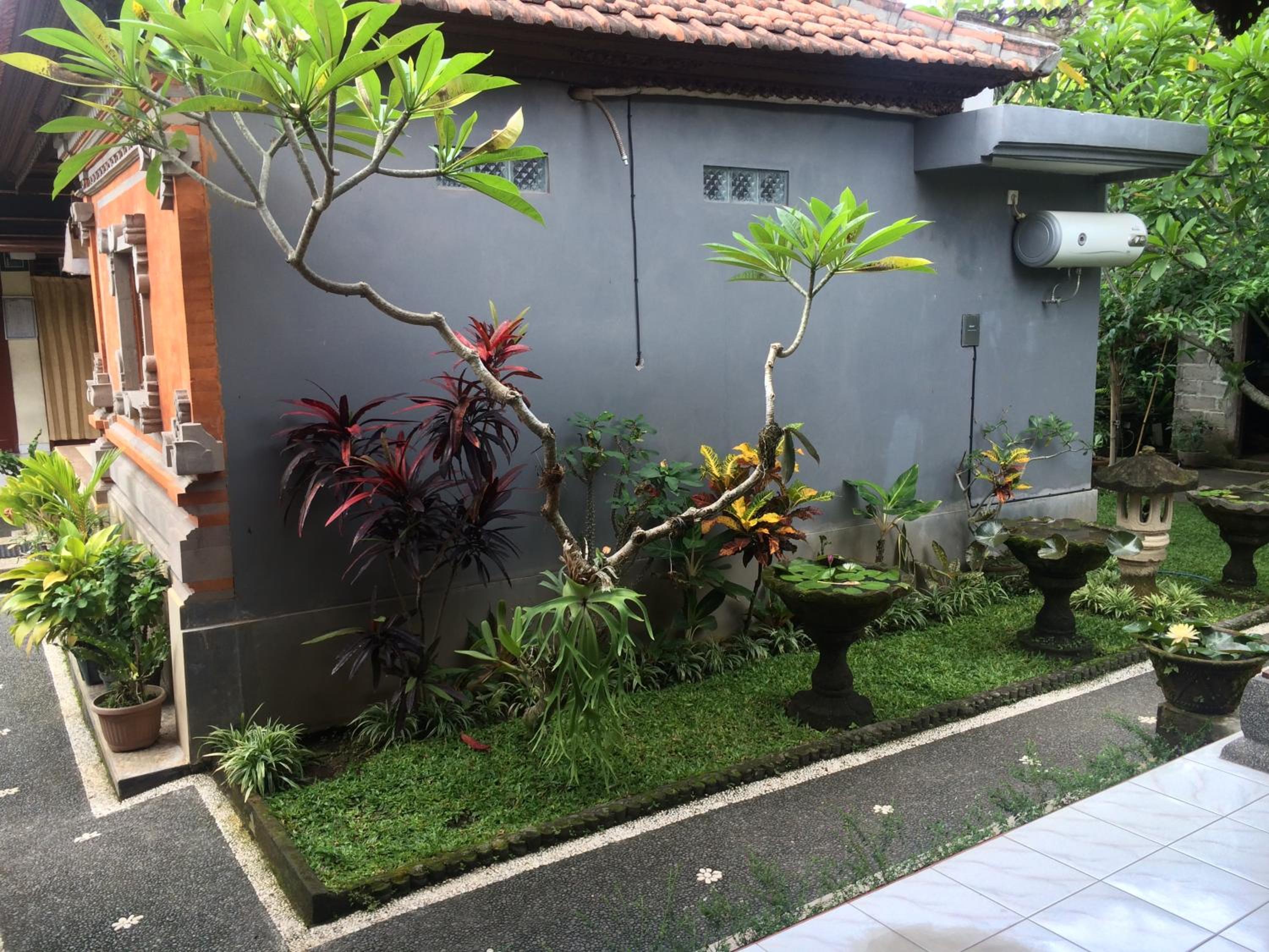 Standard Double Room - Photo 11