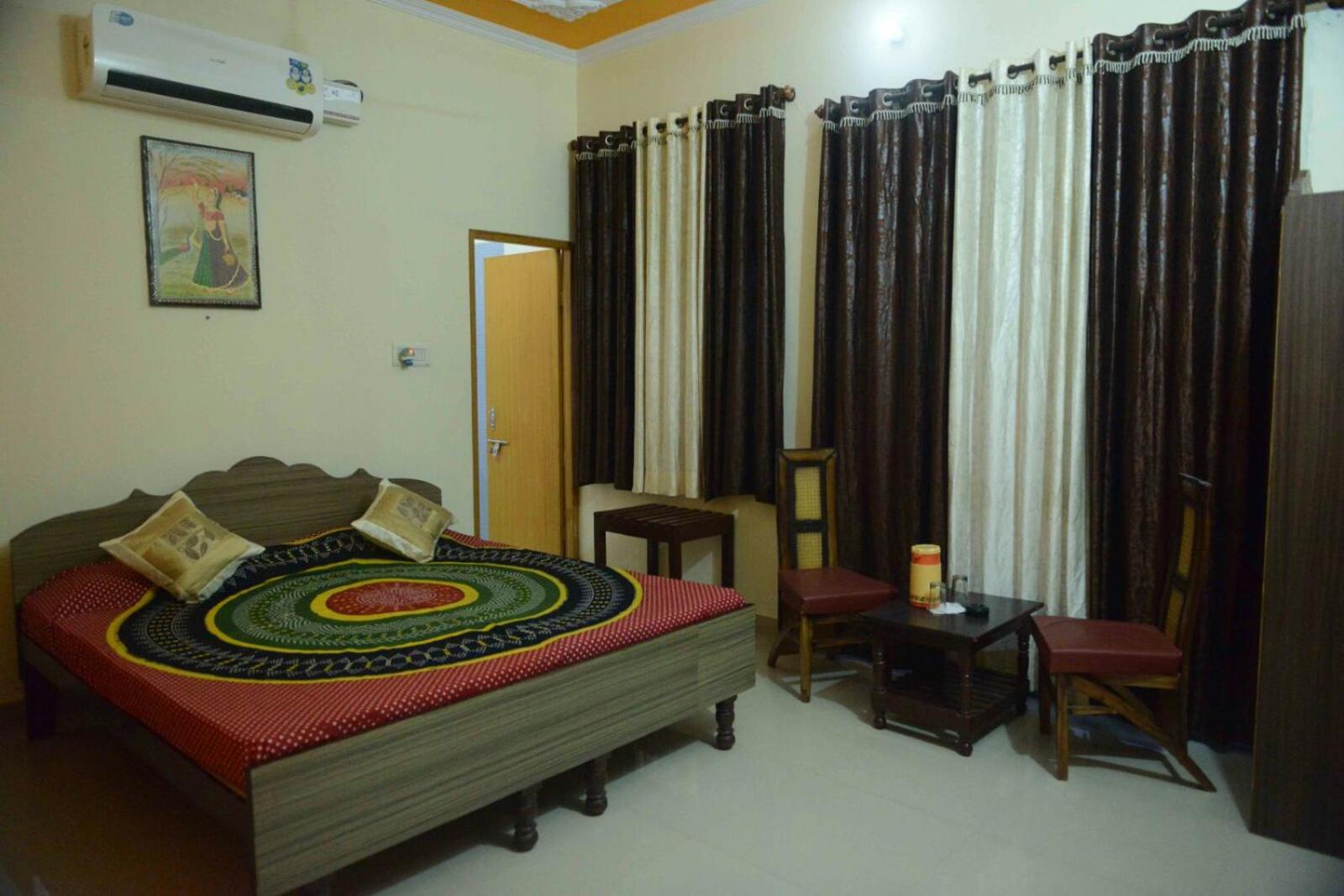 Deluxe Queen Room photo 2